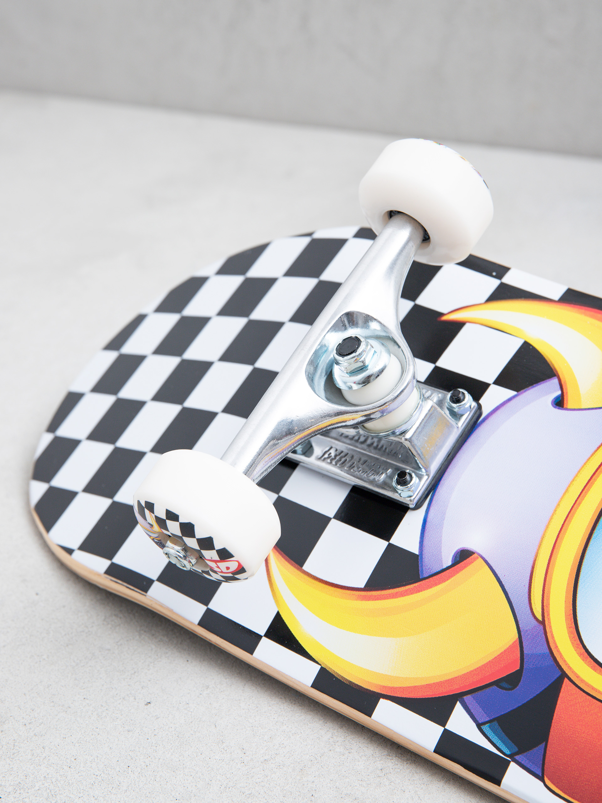 Deskorolka Speed Demons Tagger (black/white checks)