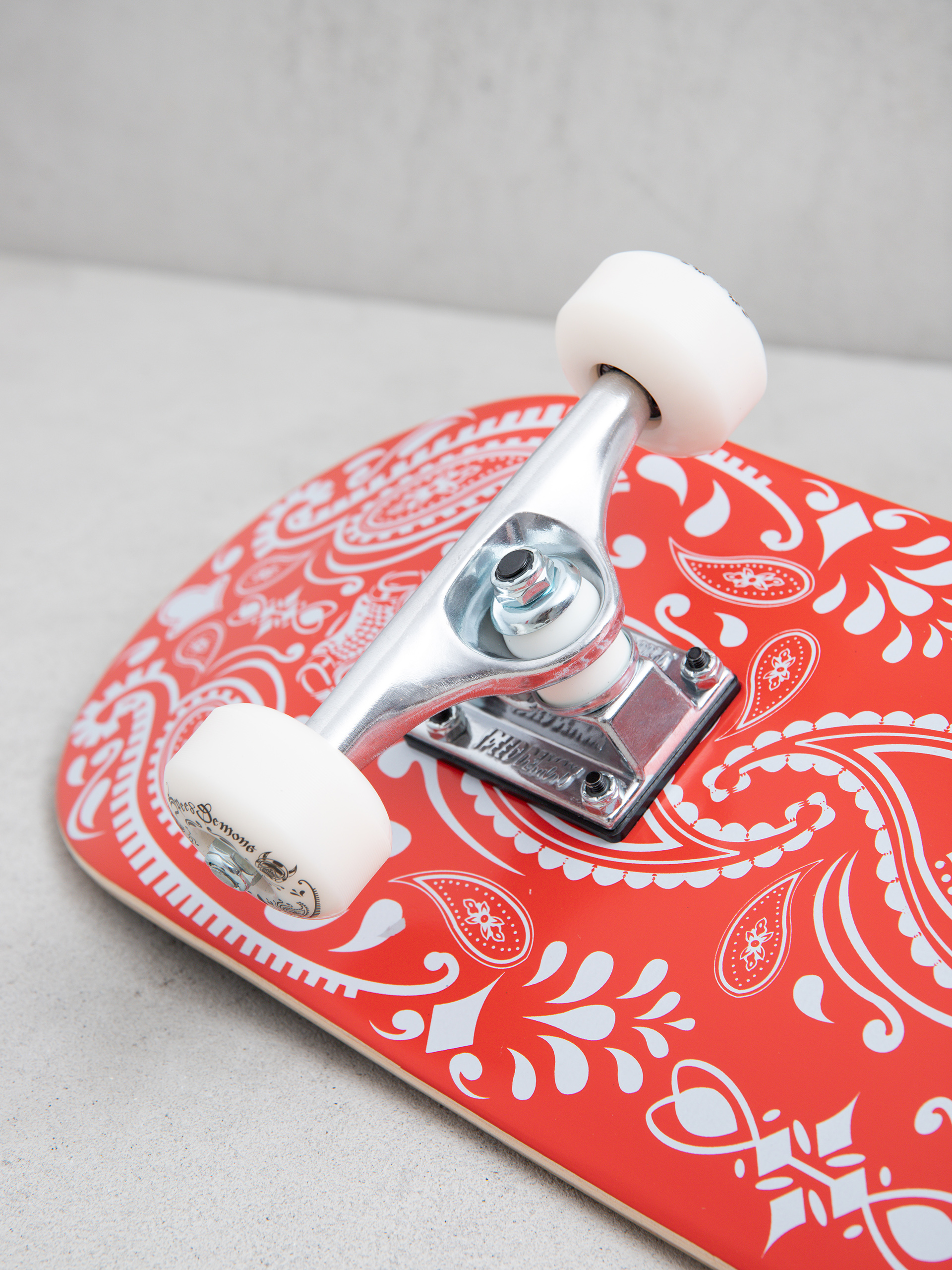 Deskorolka Speed Demons Bandana (red/white)