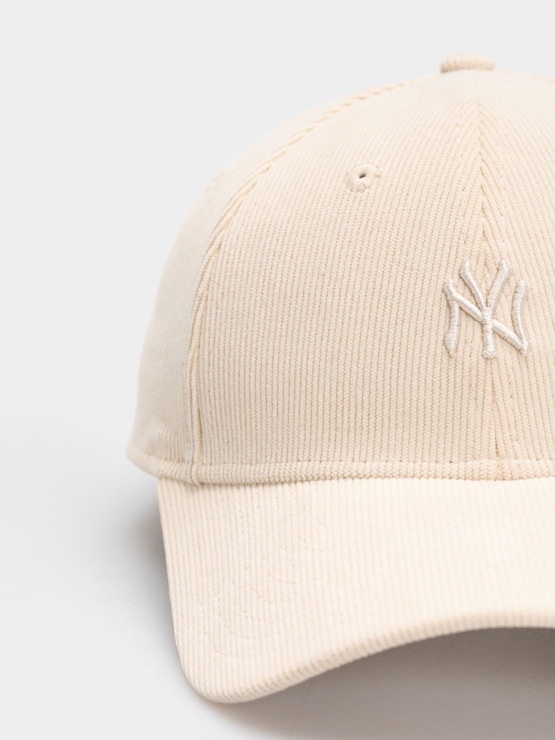 Czapka z daszkiem New Era Mini Cord 9Forty New York Yankees Wmn (light cream)