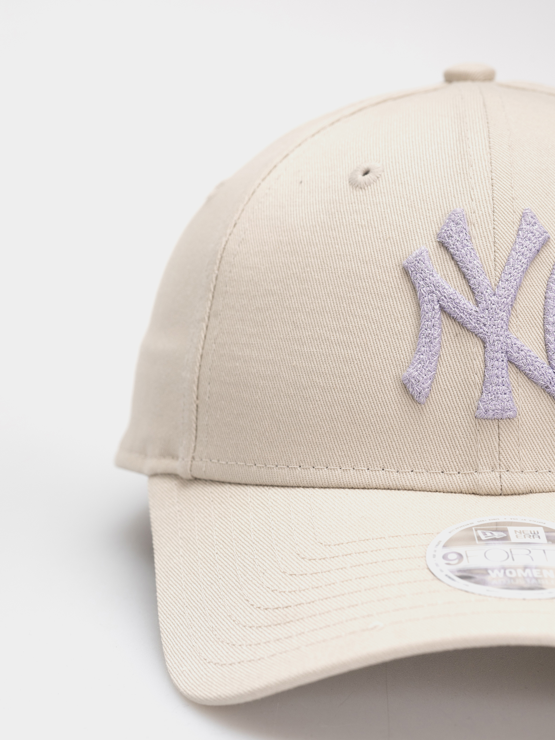 Czapka z daszkiem New Era Metallic 9Forty New York Yankees Wmn (stone)