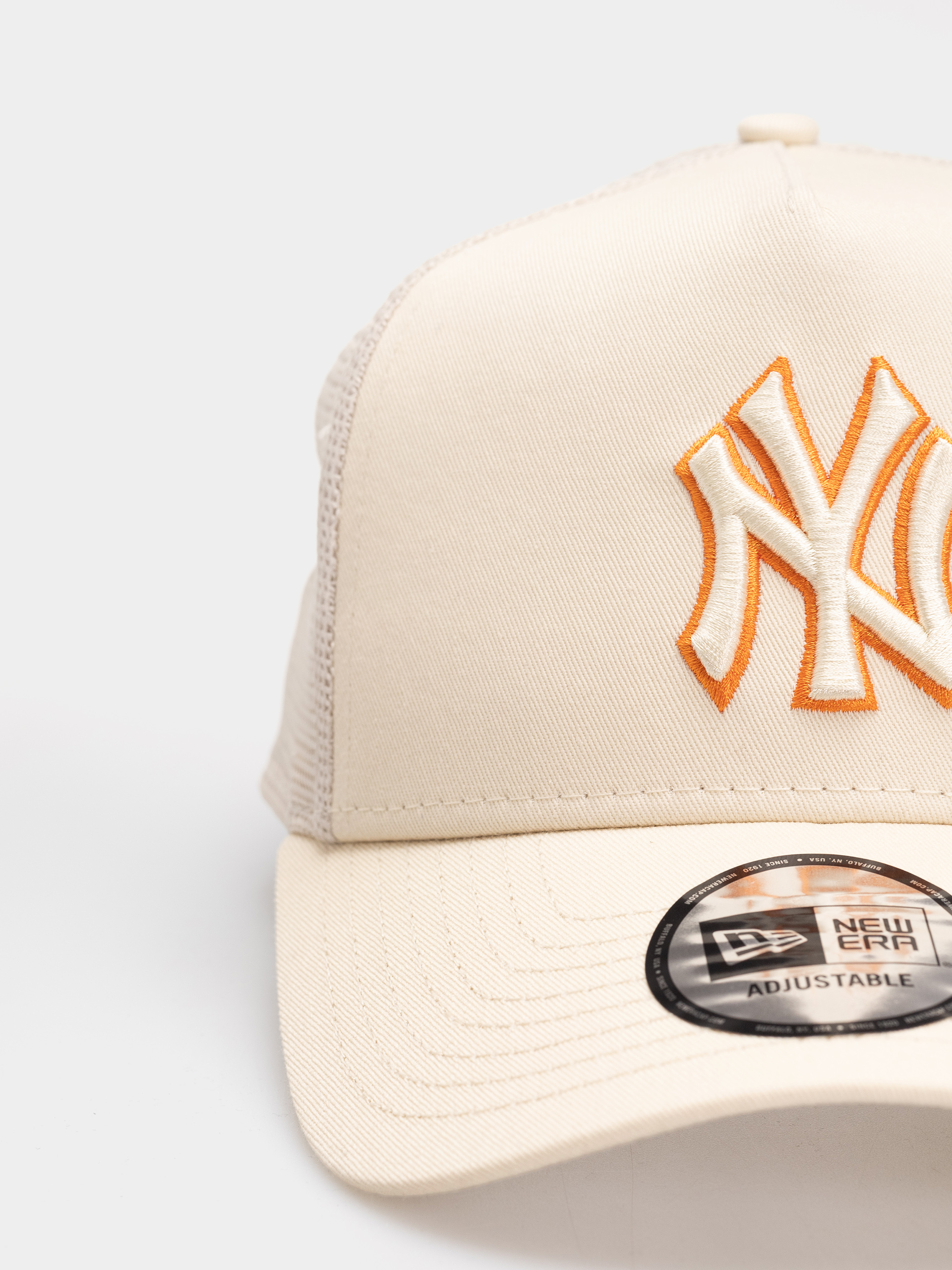 Czapka z daszkiem New Era Outline Trucker New York Yankees (light cream)