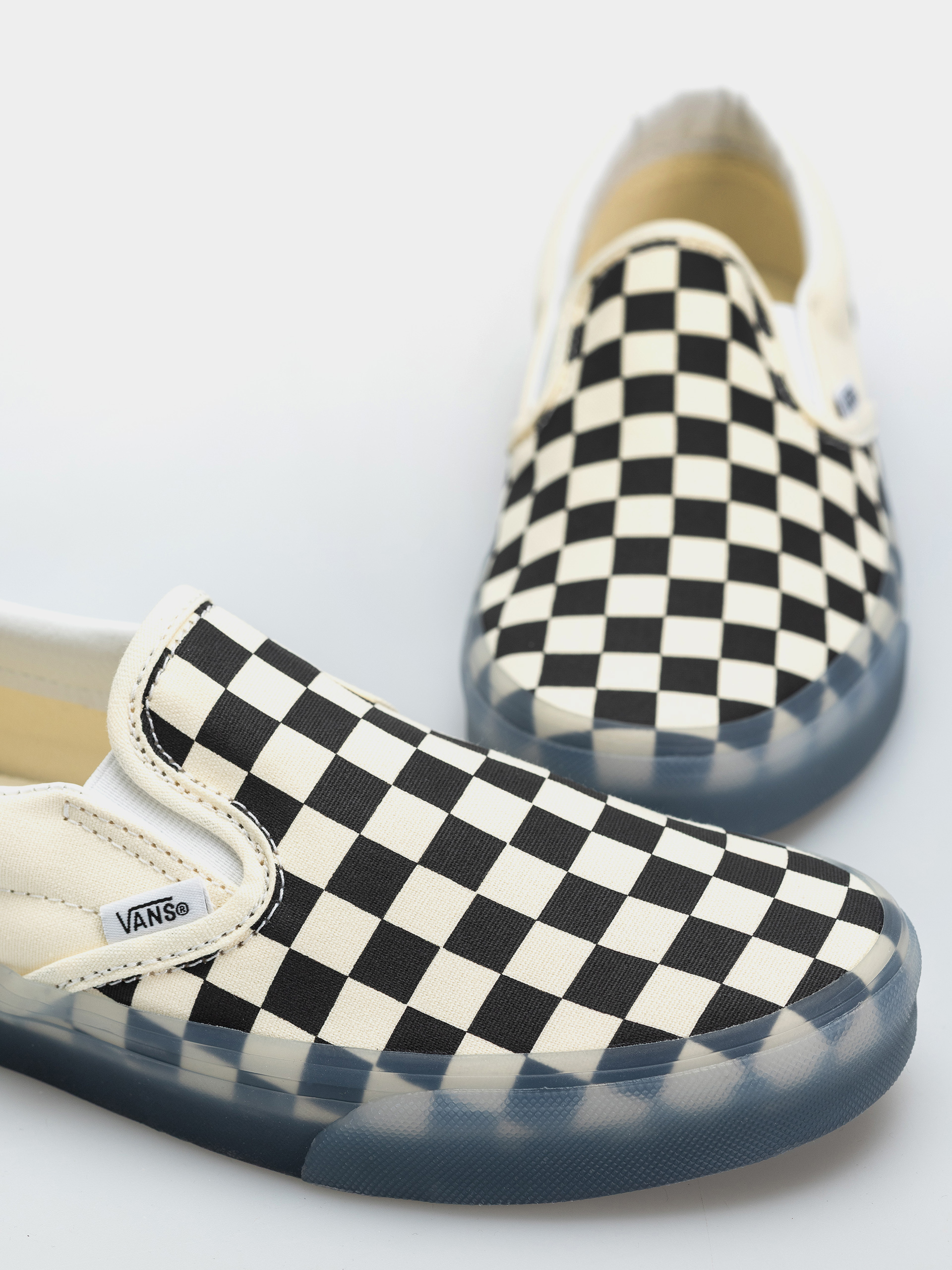 Buty Vans Classic Slip On (black/marshmall)