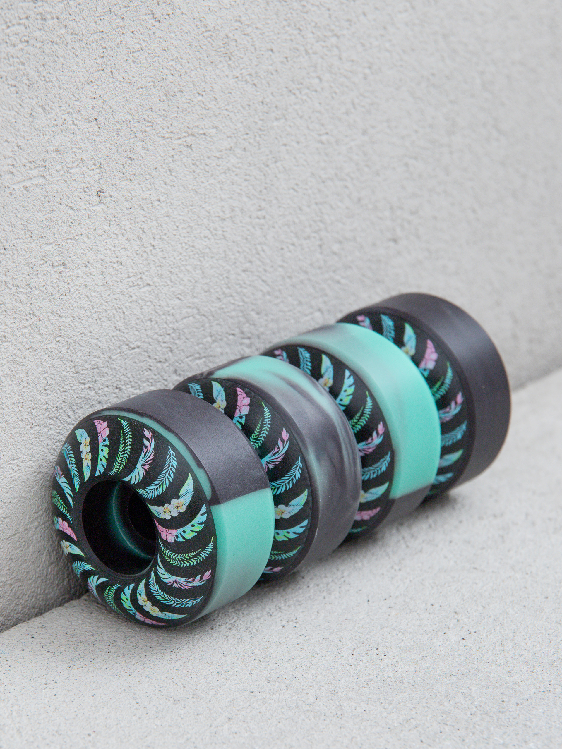 Kółka Spitfire F4 99D Teamm Floral Classic (teal/black swirl)
