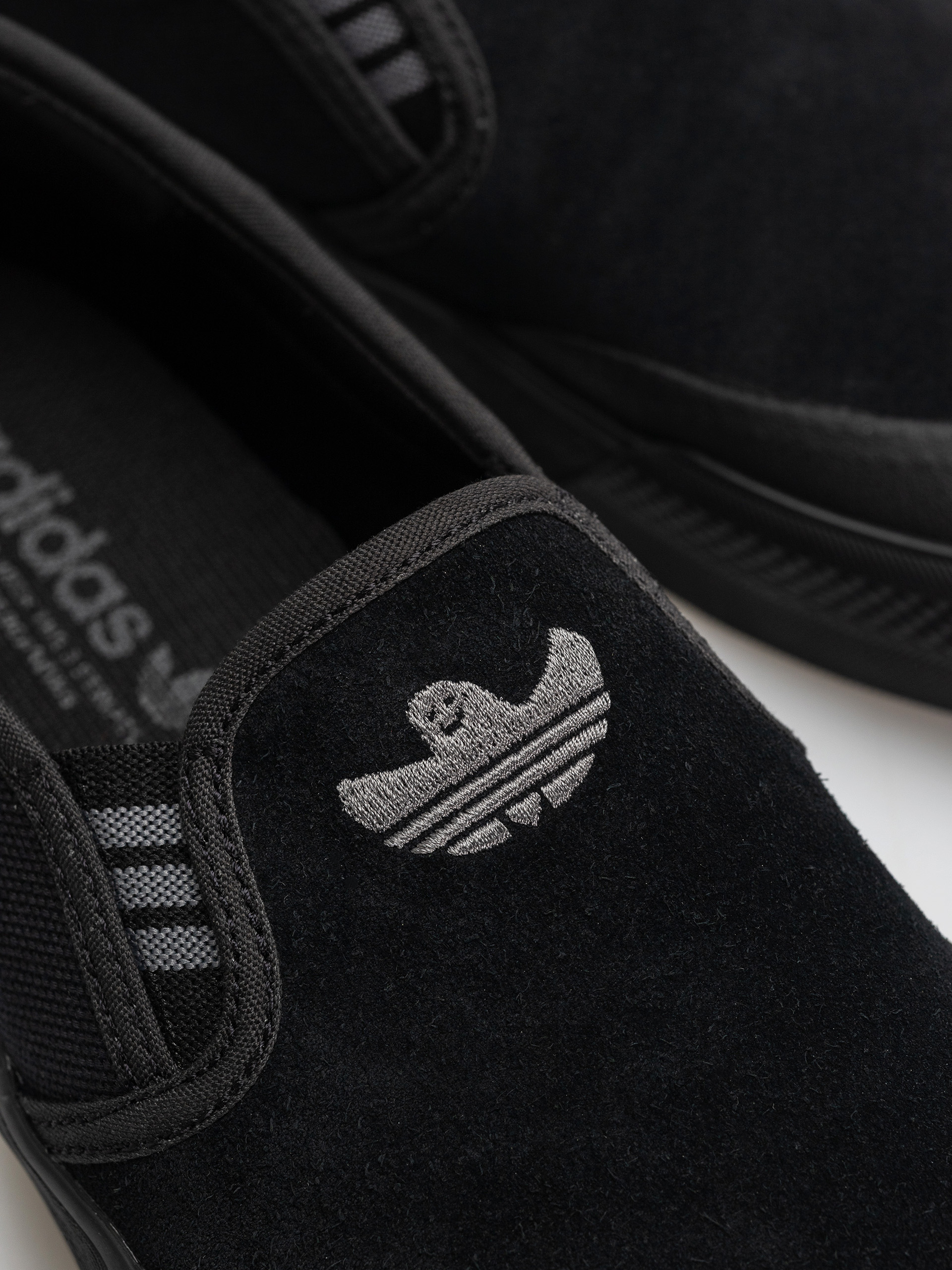 Klapki adidas Shmoofoil Slip Rx (cblack/grefou/cblack)