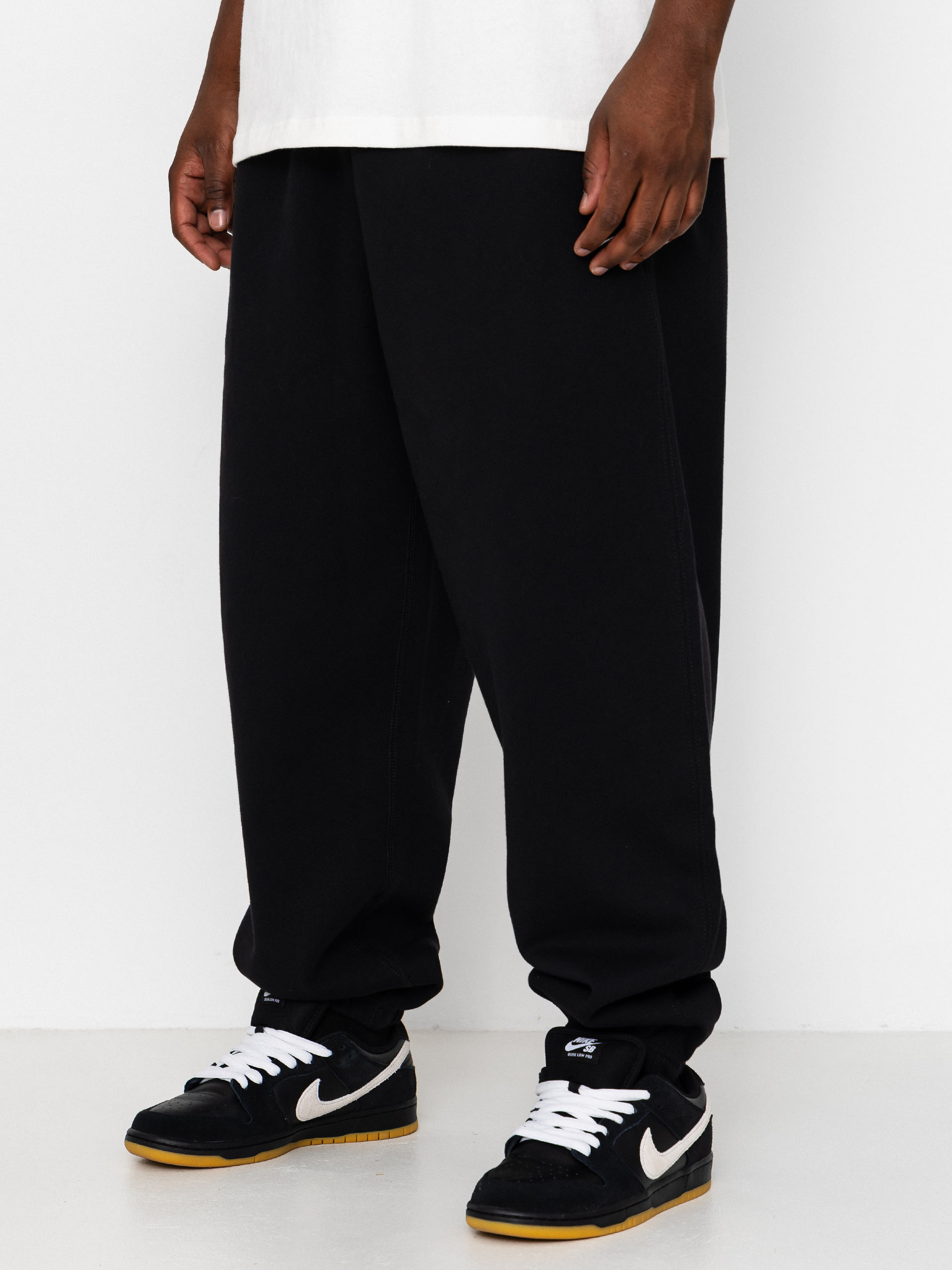 Spodnie Nike SB Solo Swoosh (black/black/white)