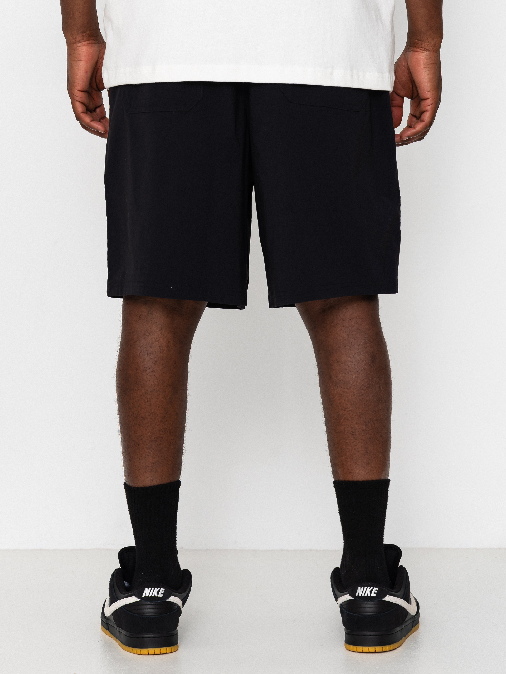 Szorty Nike SB 9er (black/white)