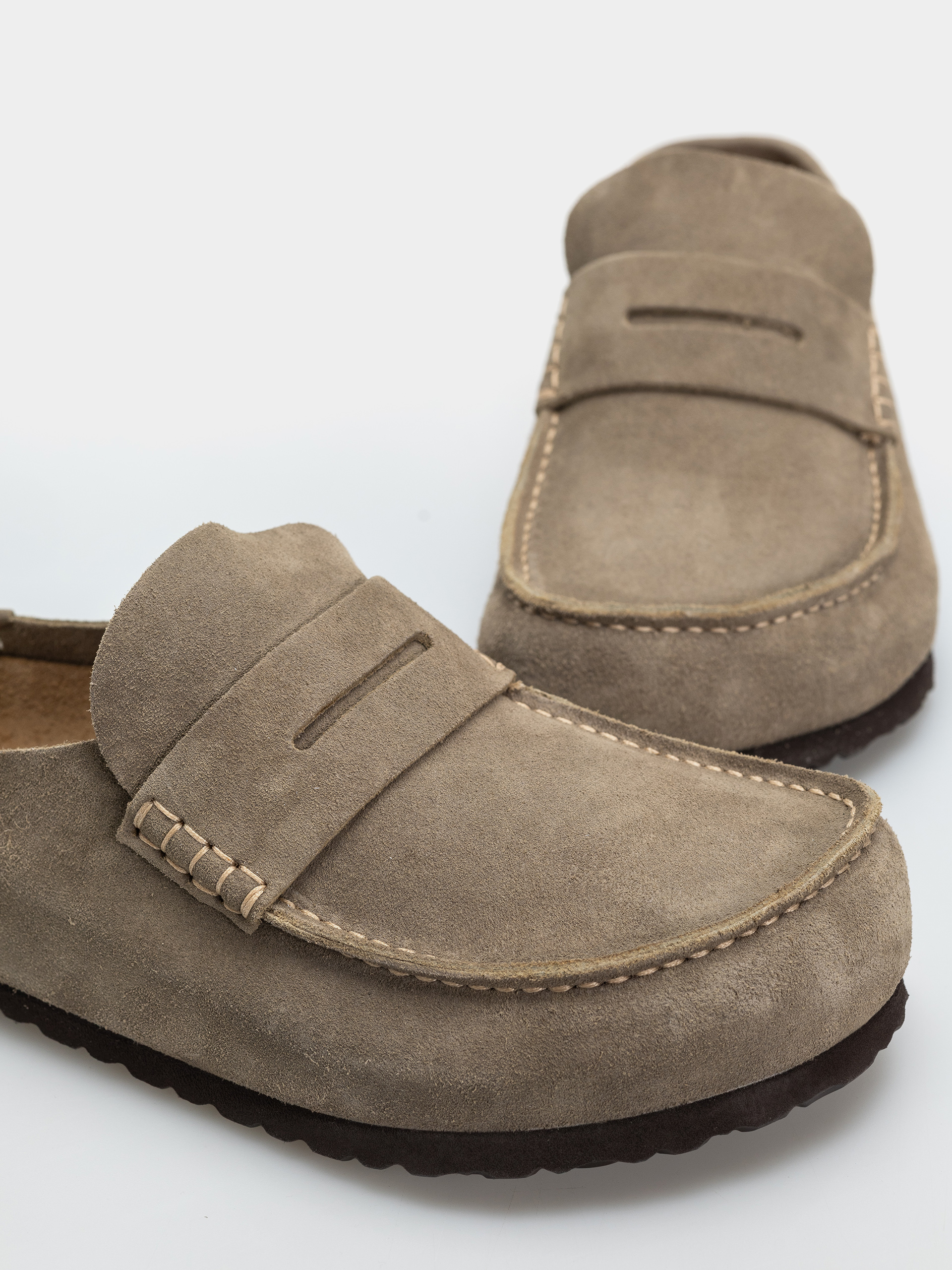 Klapki Birkenstock Naples Wrapped Suede Leather Regular (taupe)