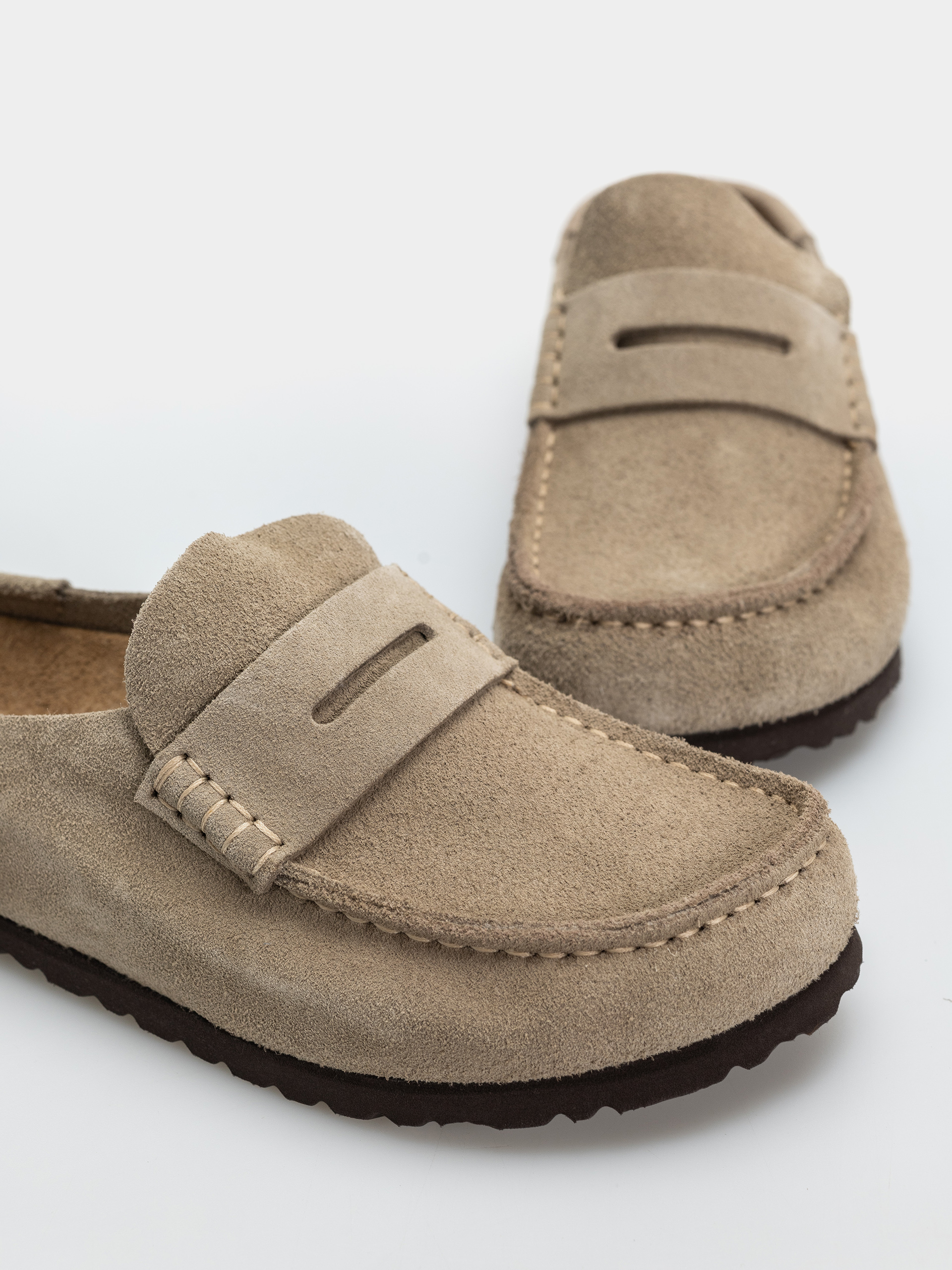 Klapki Birkenstock Naples Wrapped Suede Leather Narrow (taupe)