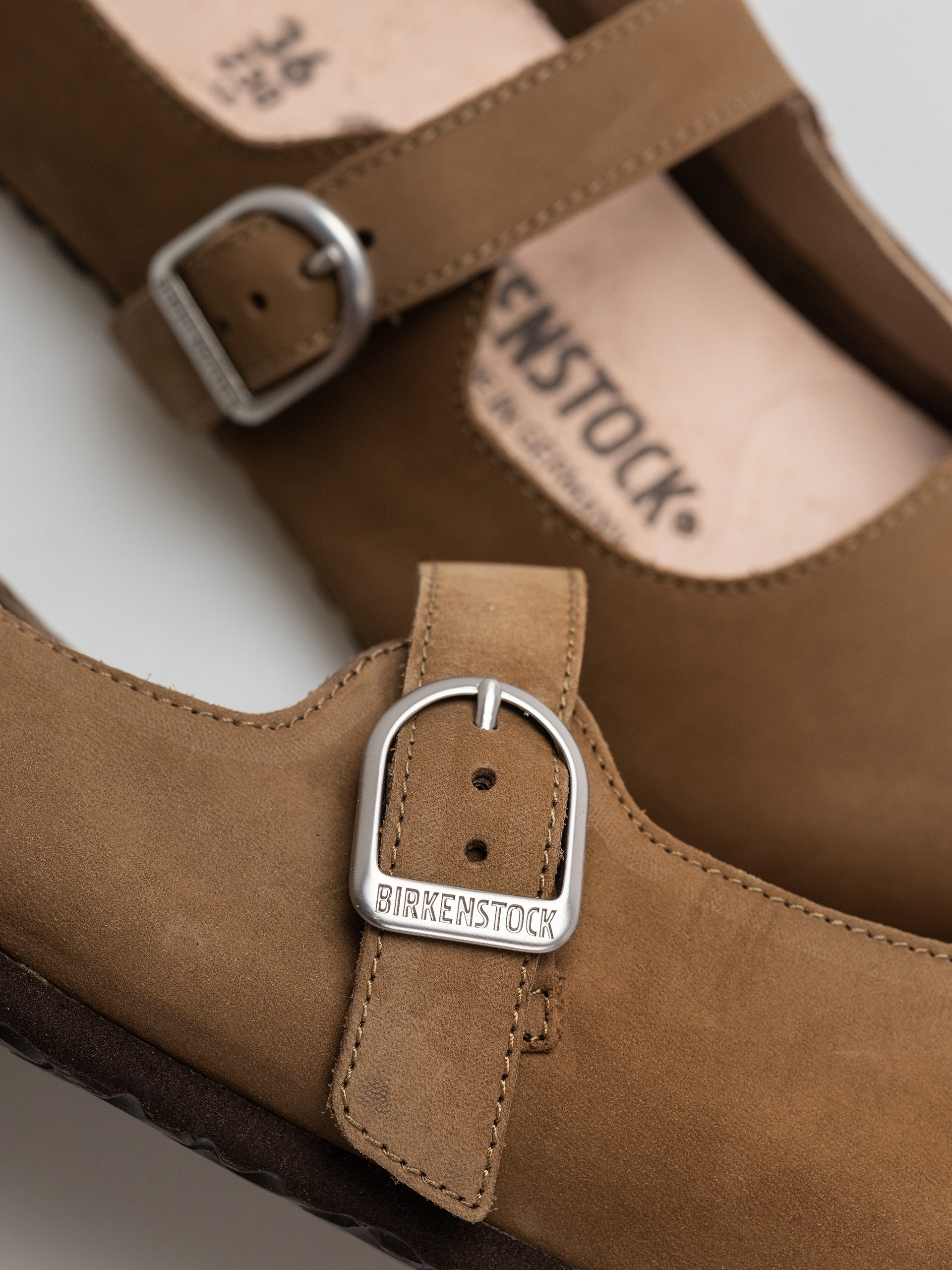 Klapki Birkenstock Santa Clarita Nubuck Leather Narrow Wmn (dark tea)