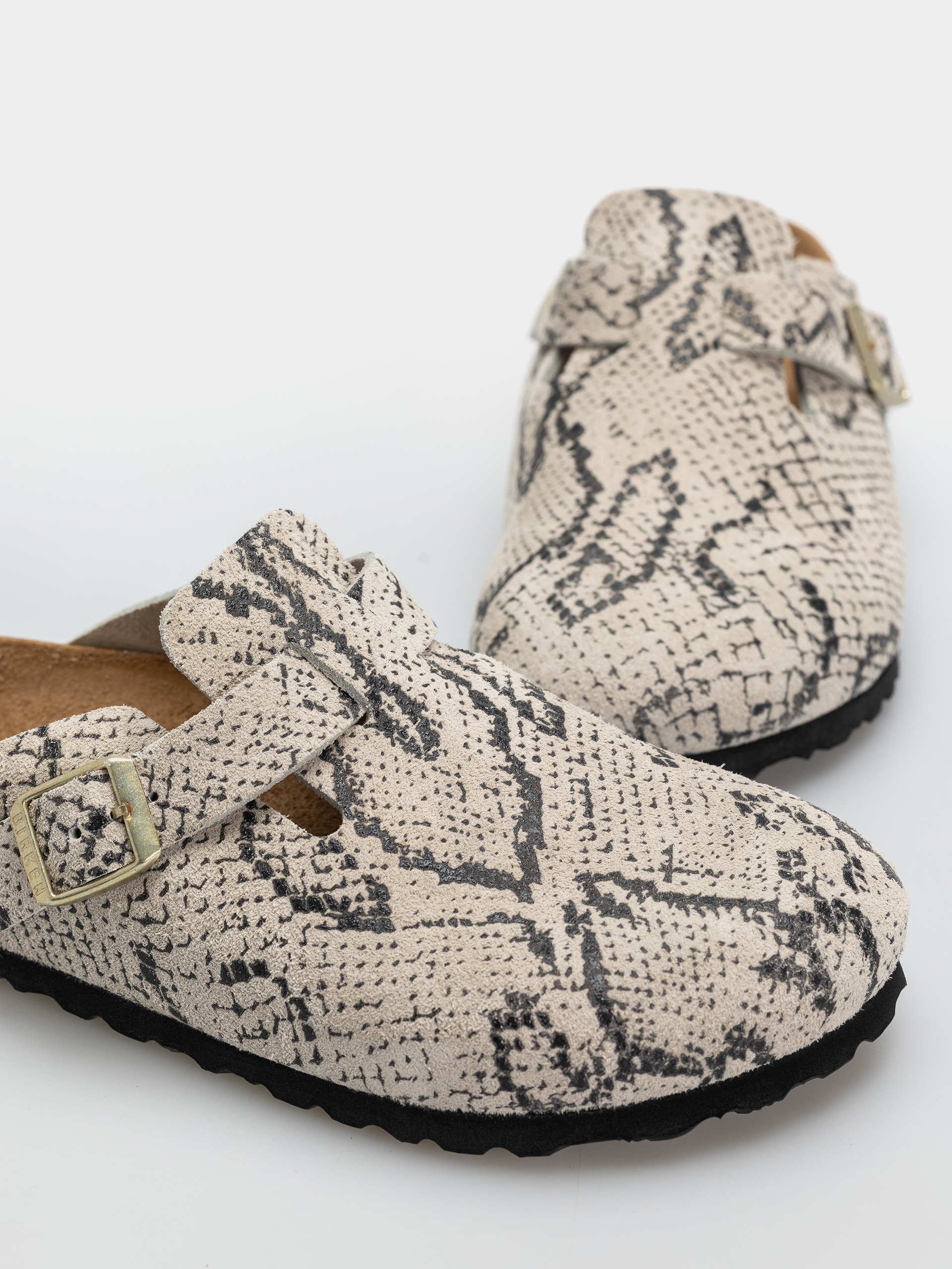 Klapki Birkenstock Boston Rivet Logo Suede Leather Narrow Wmn (snake oyster)