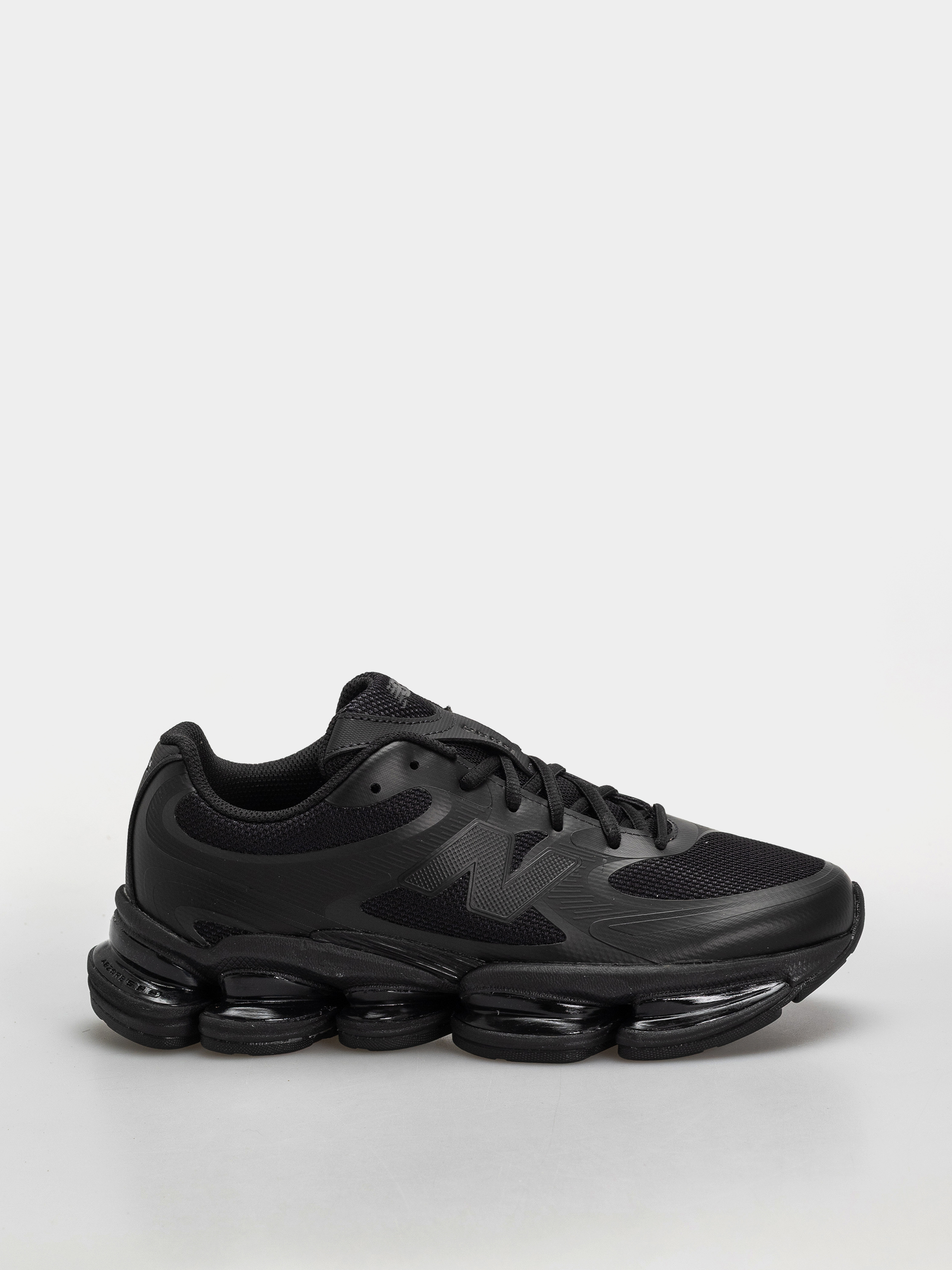 Buty New Balance 2000 (black/white)