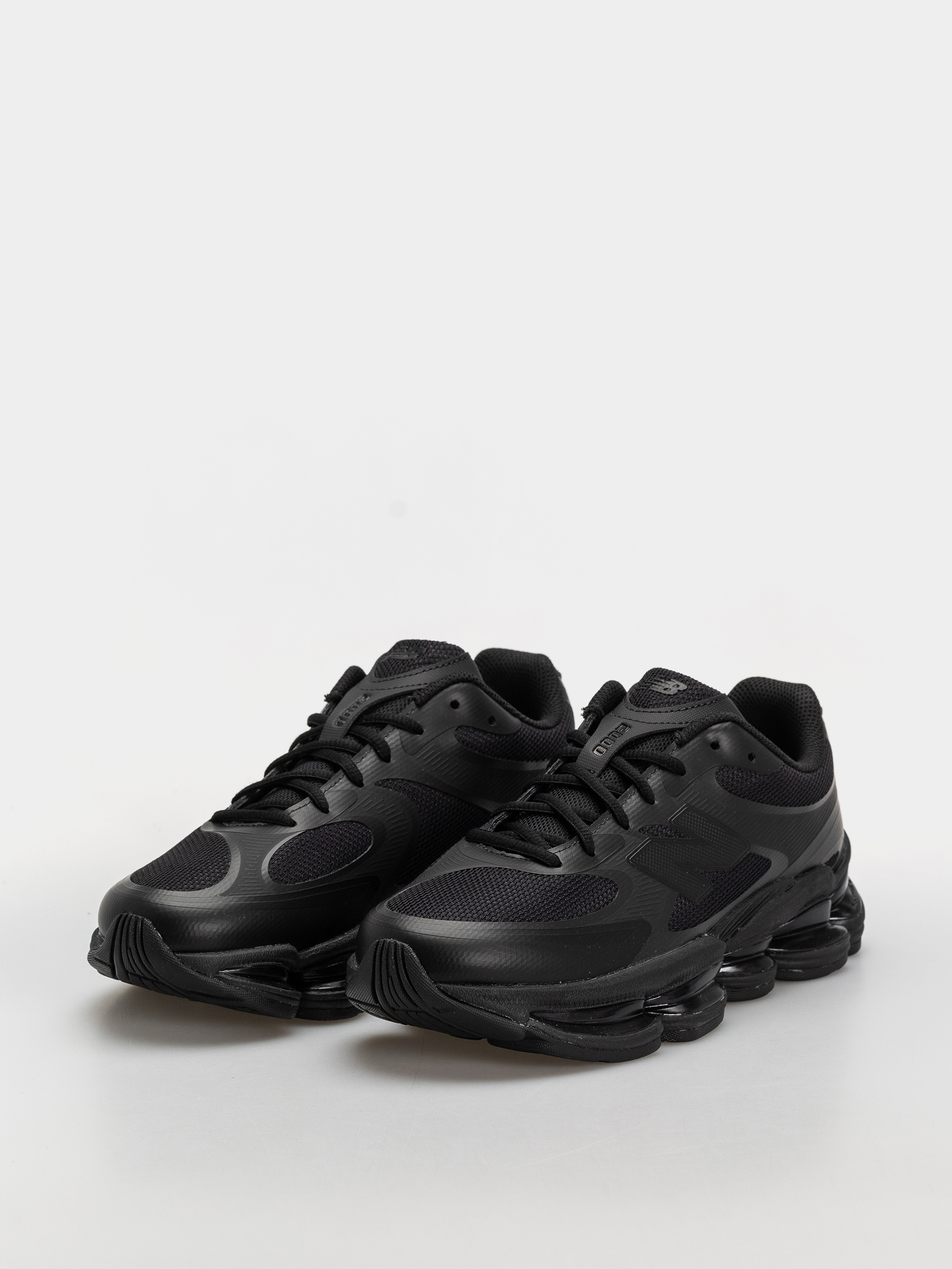 Buty New Balance 2000 (black/white)