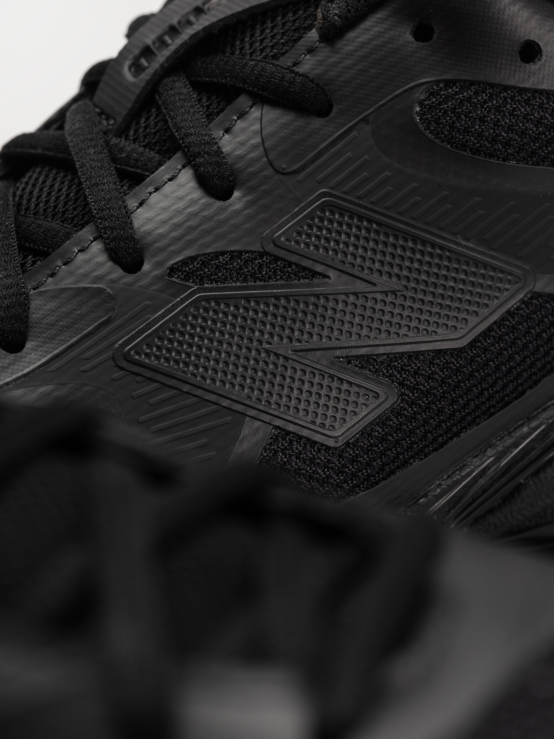 Buty New Balance 2000 (black/white)