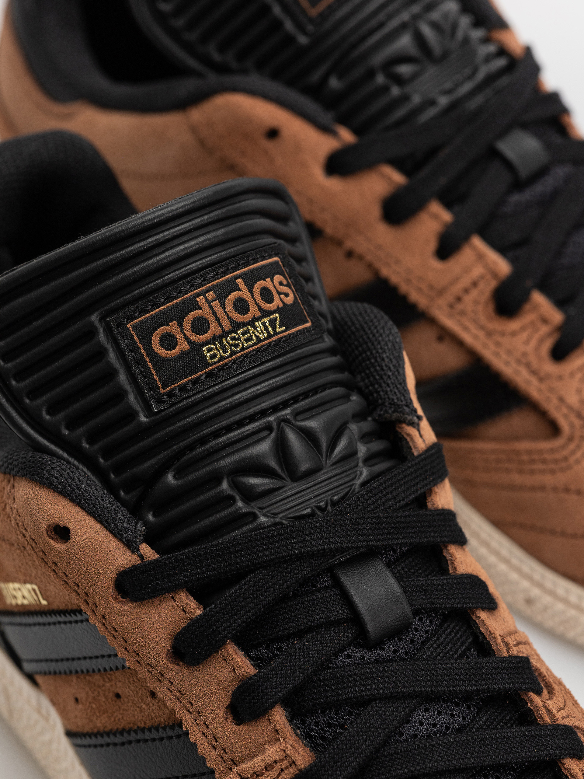 Buty adidas Busenitz (prebrn/cblack/cwhite)