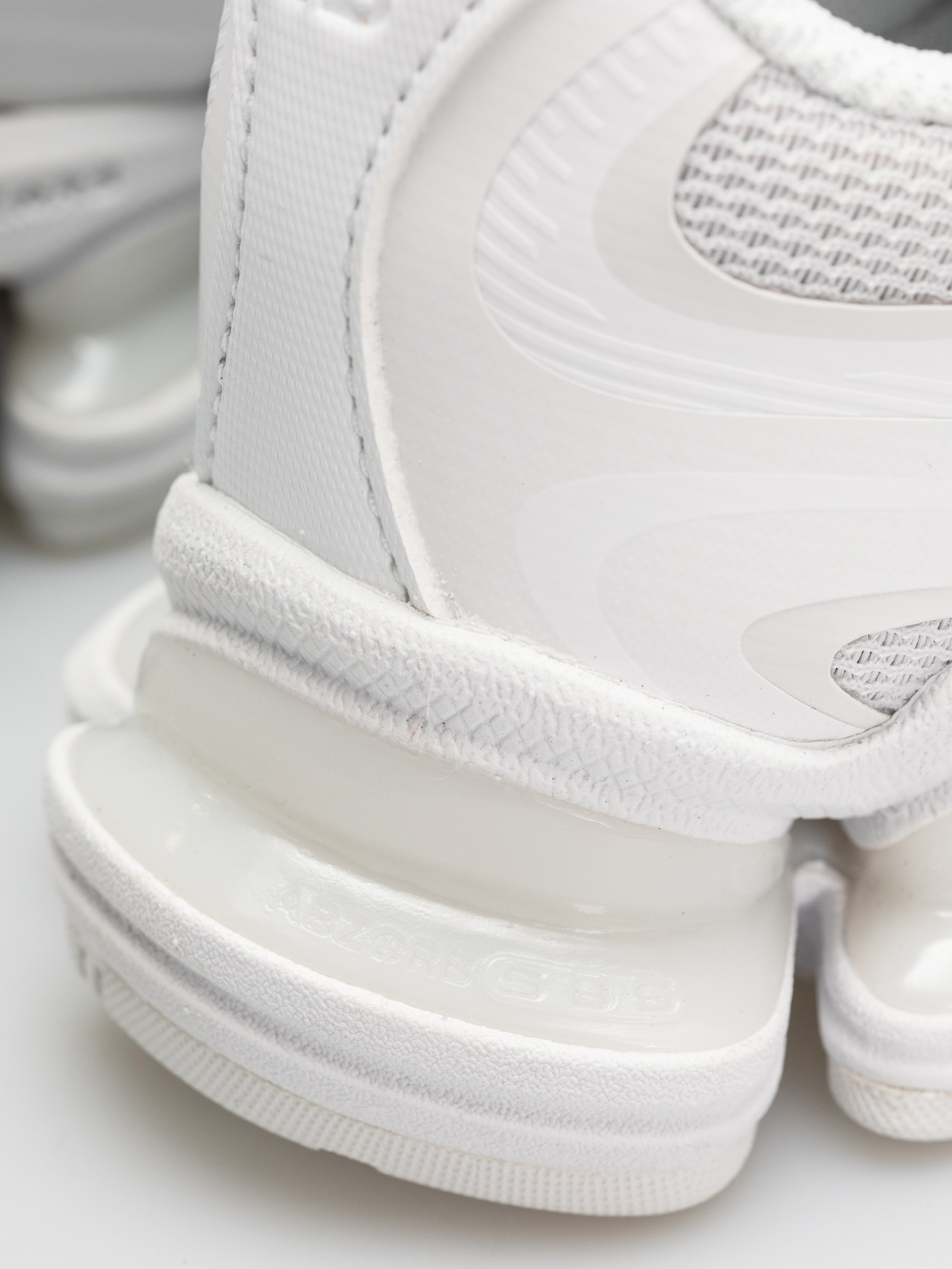 Buty New Balance 2000 (white/white/black)
