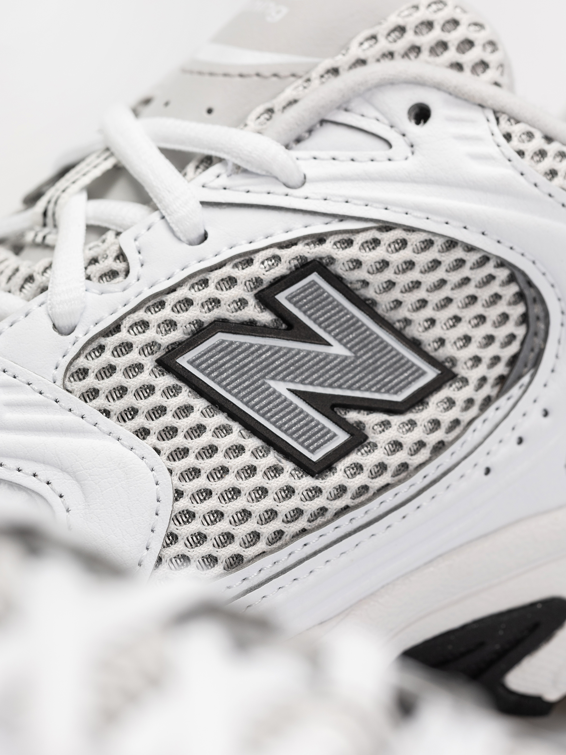 Buty New Balance 530 (white/silver metallic/black)