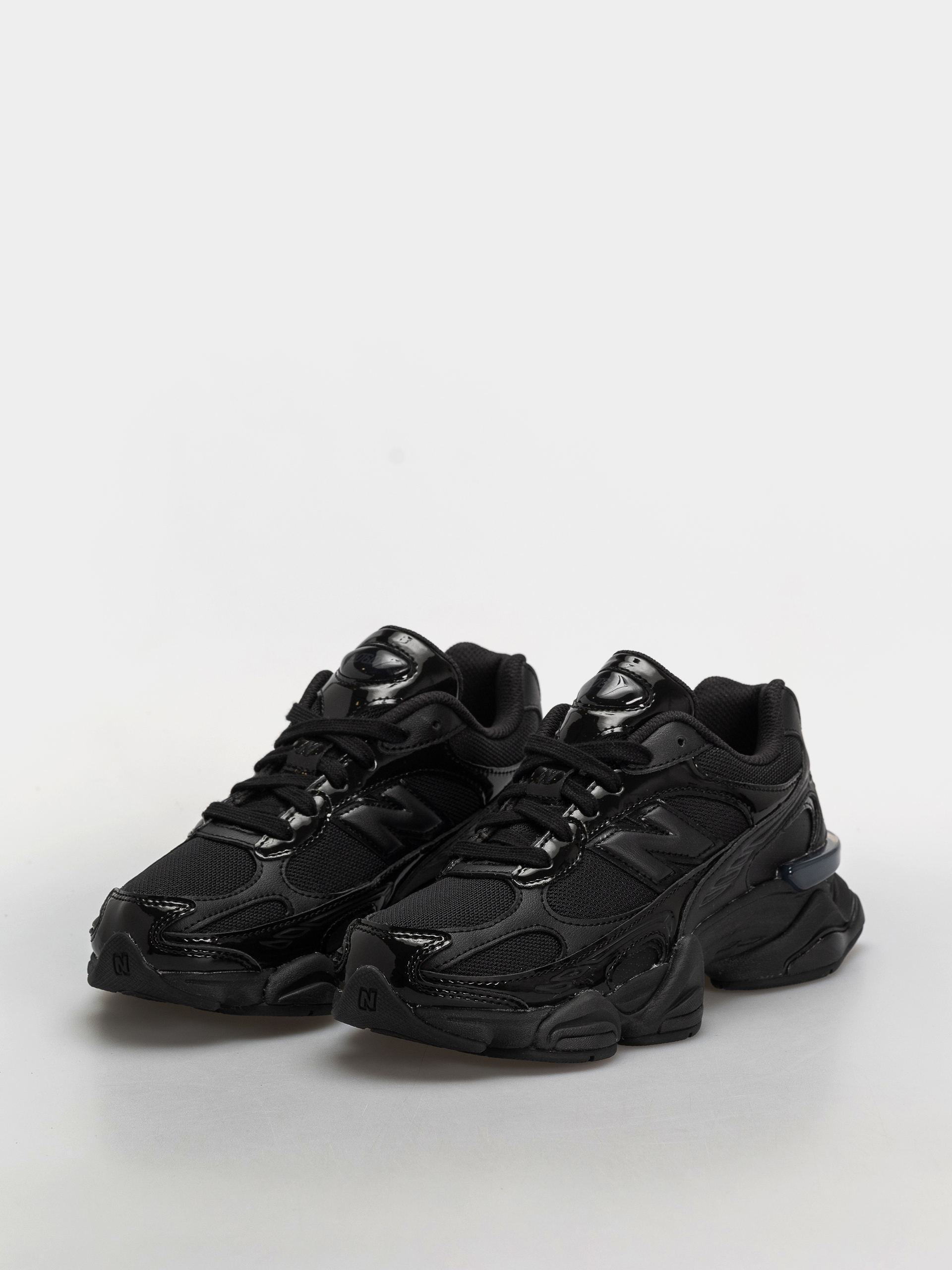 Buty New Balance 9060 (black/black)