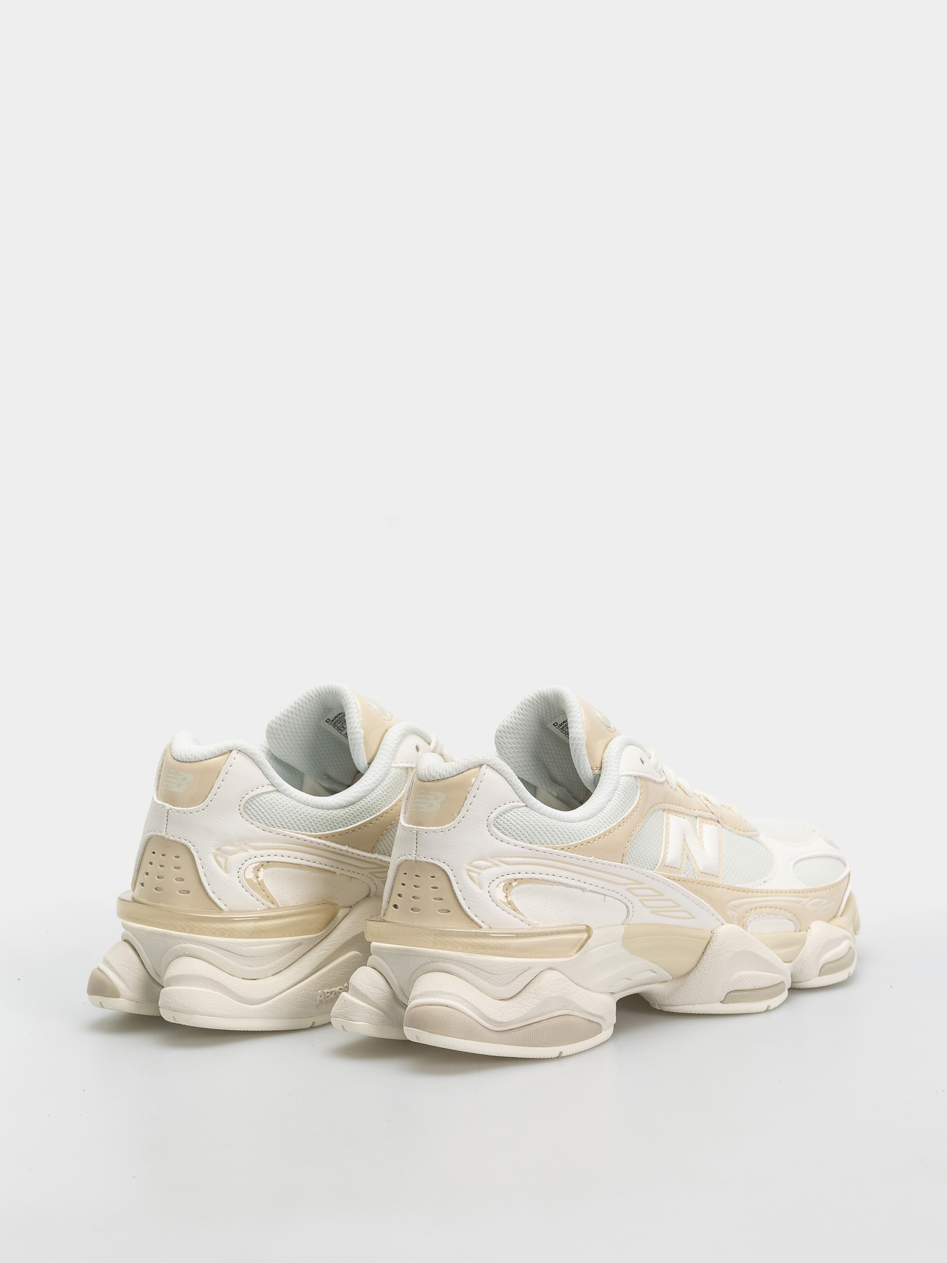 Buty New Balance 9060 (bone/sea salt)