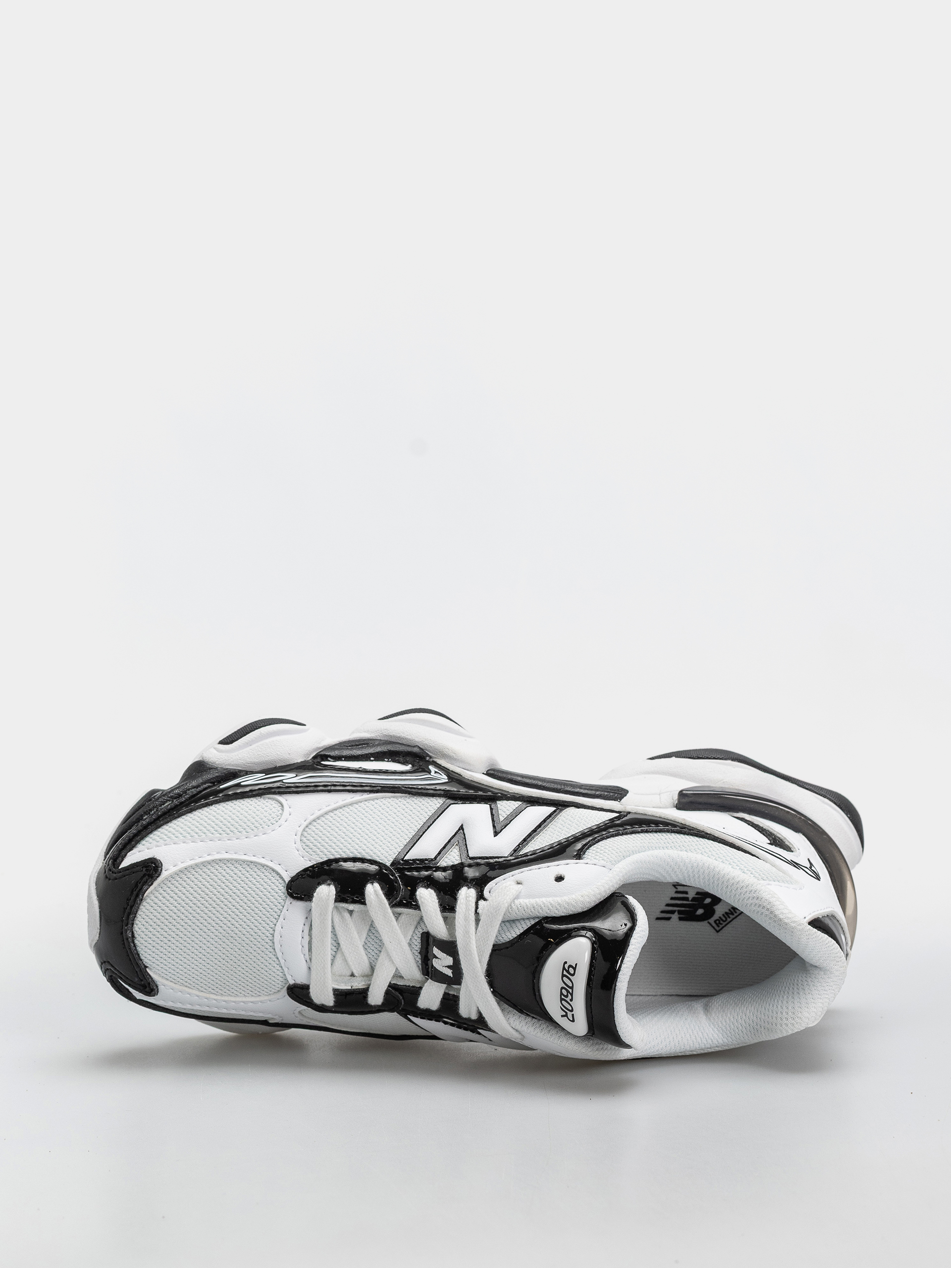 Buty New Balance 9060 (black/white)