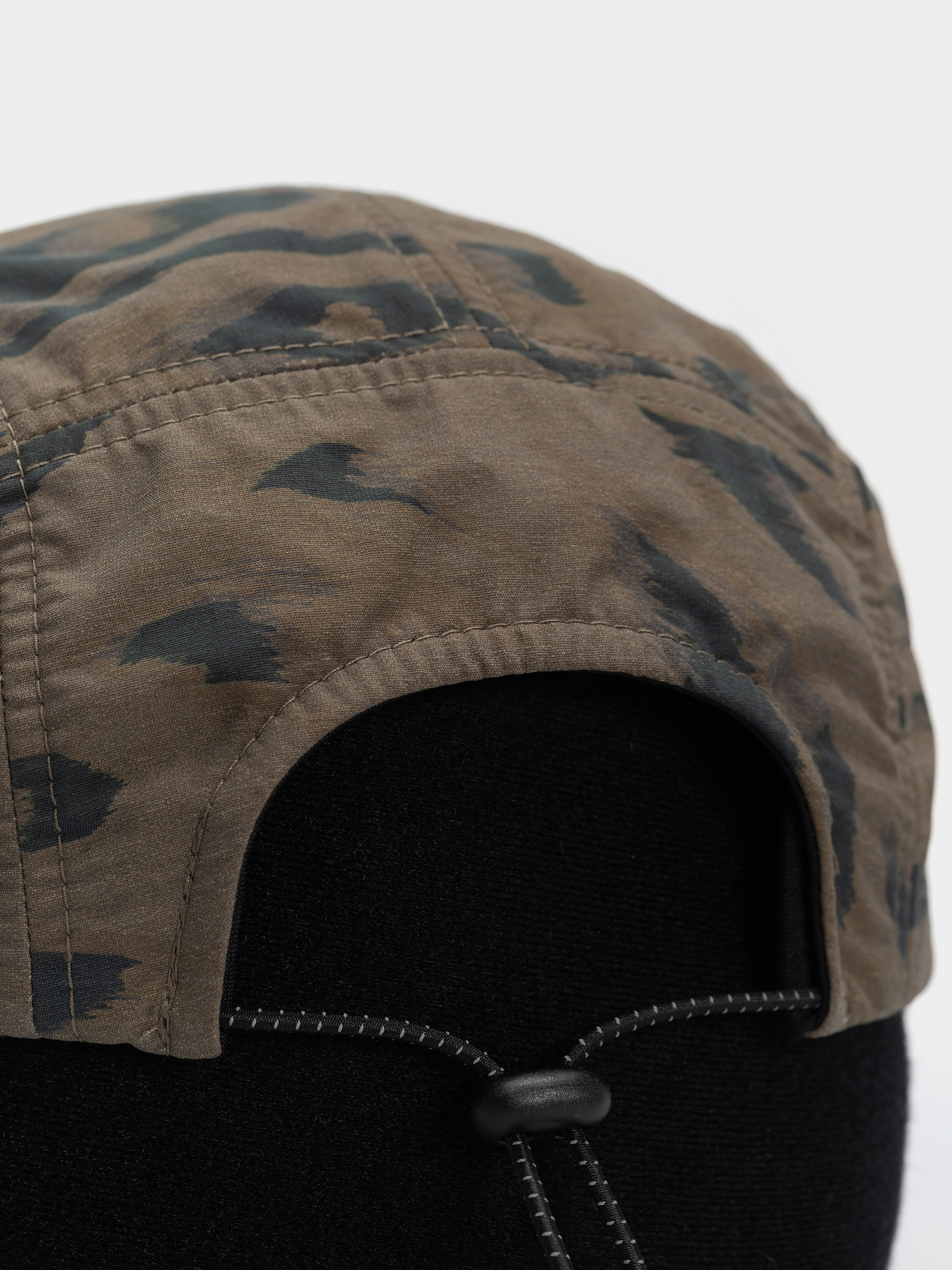 Czapka z daszkiem Carhartt WIP Travon (duck feather print cypress/black)