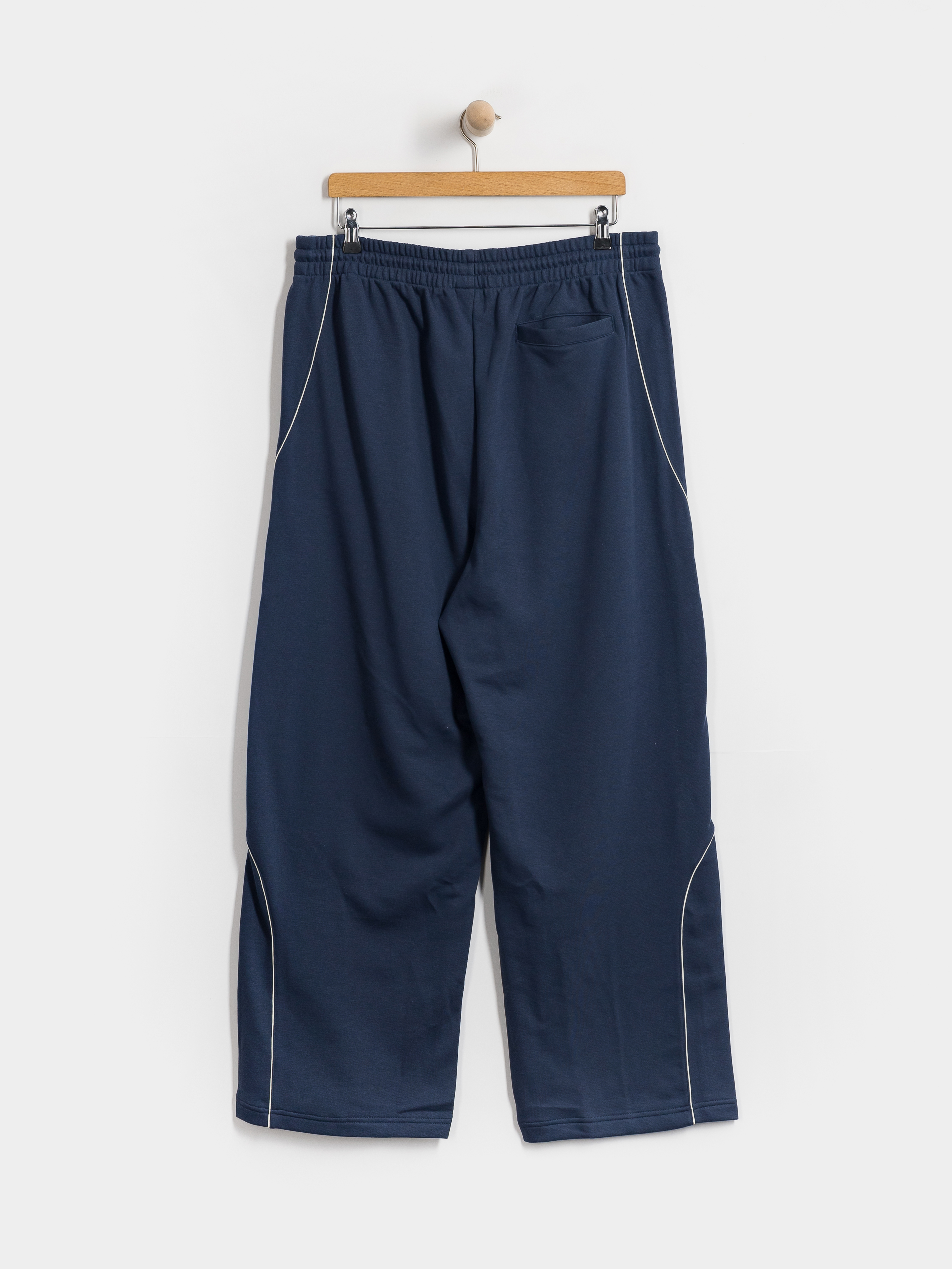 Spodnie New Balance Trackside French Terry (navy)