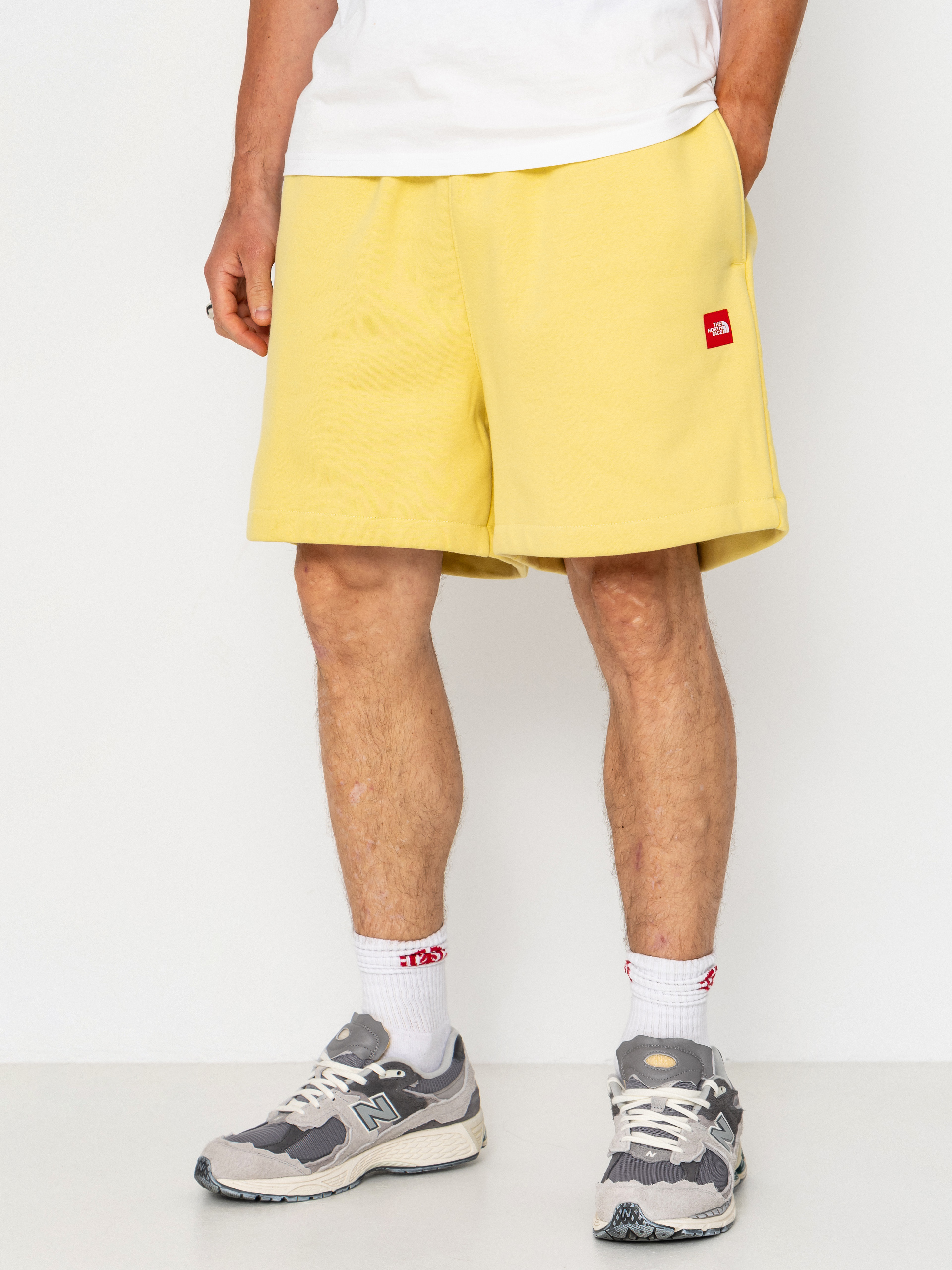Szorty The North Face Tnf Red Box Fleece (honeyed sand)