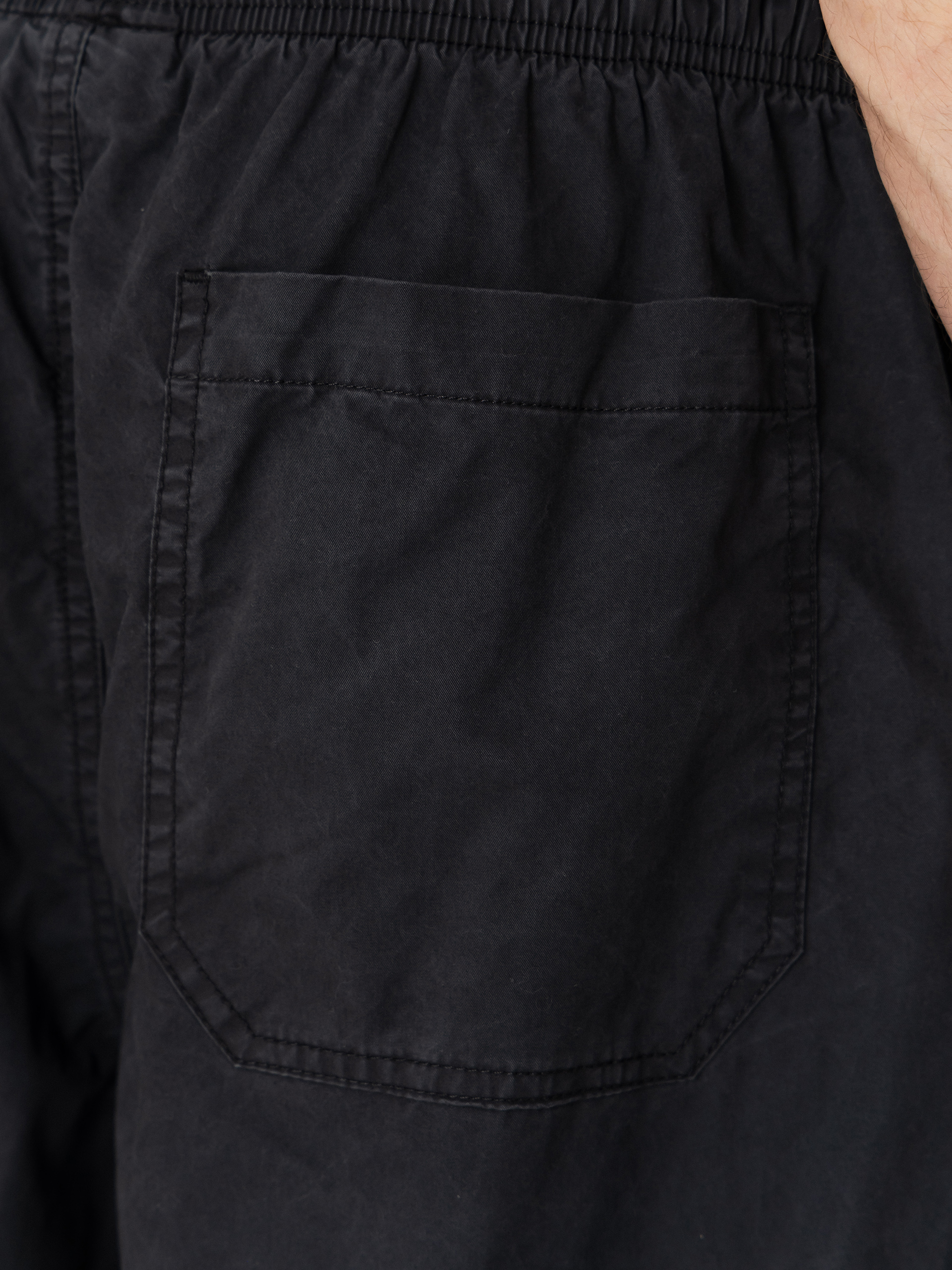 Szorty OBEY Easy Trail (black faded wash)