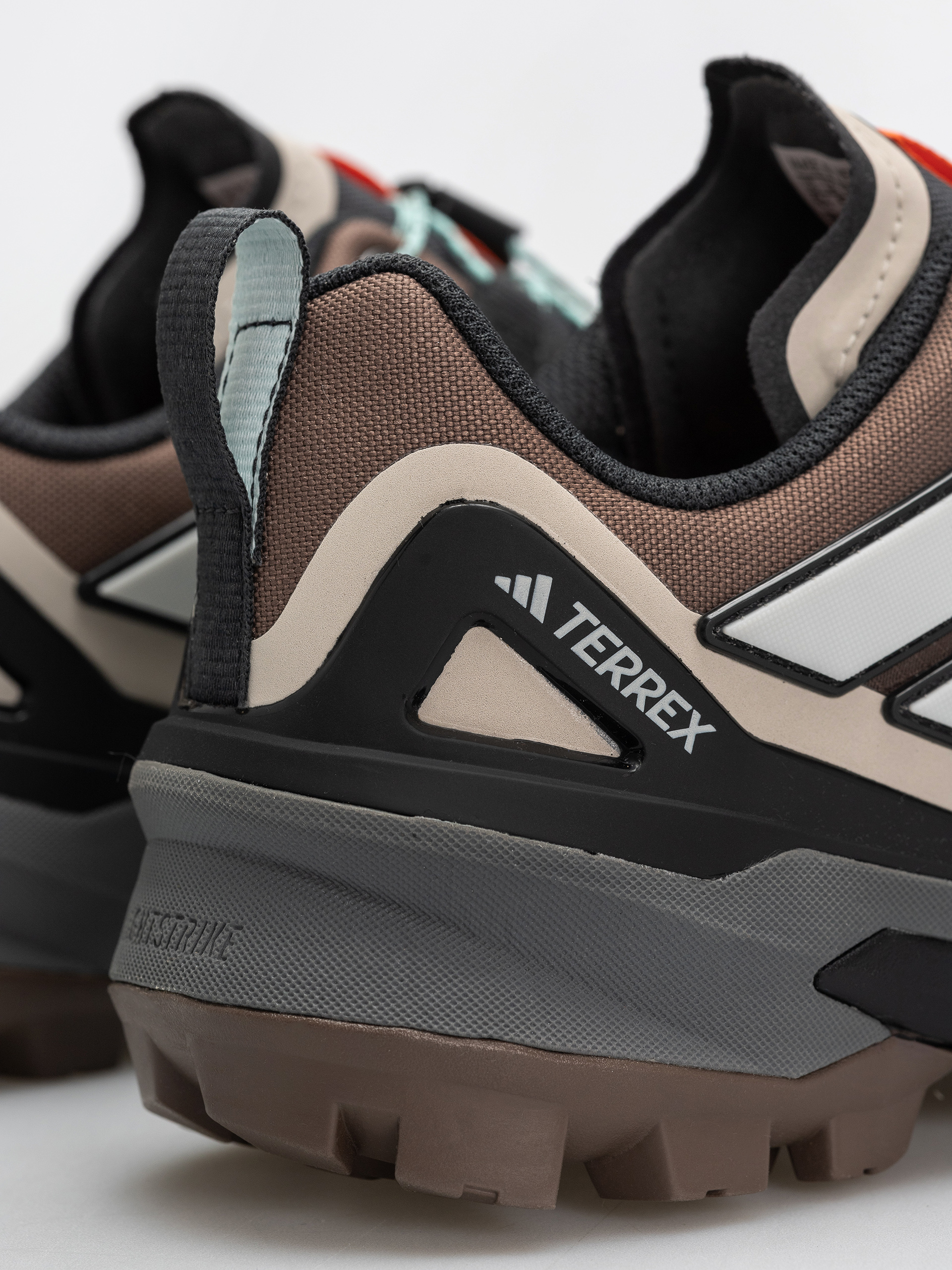 Buty adidas Terrex Skychaser Gt Wmn (earstr/greone/seflaq)