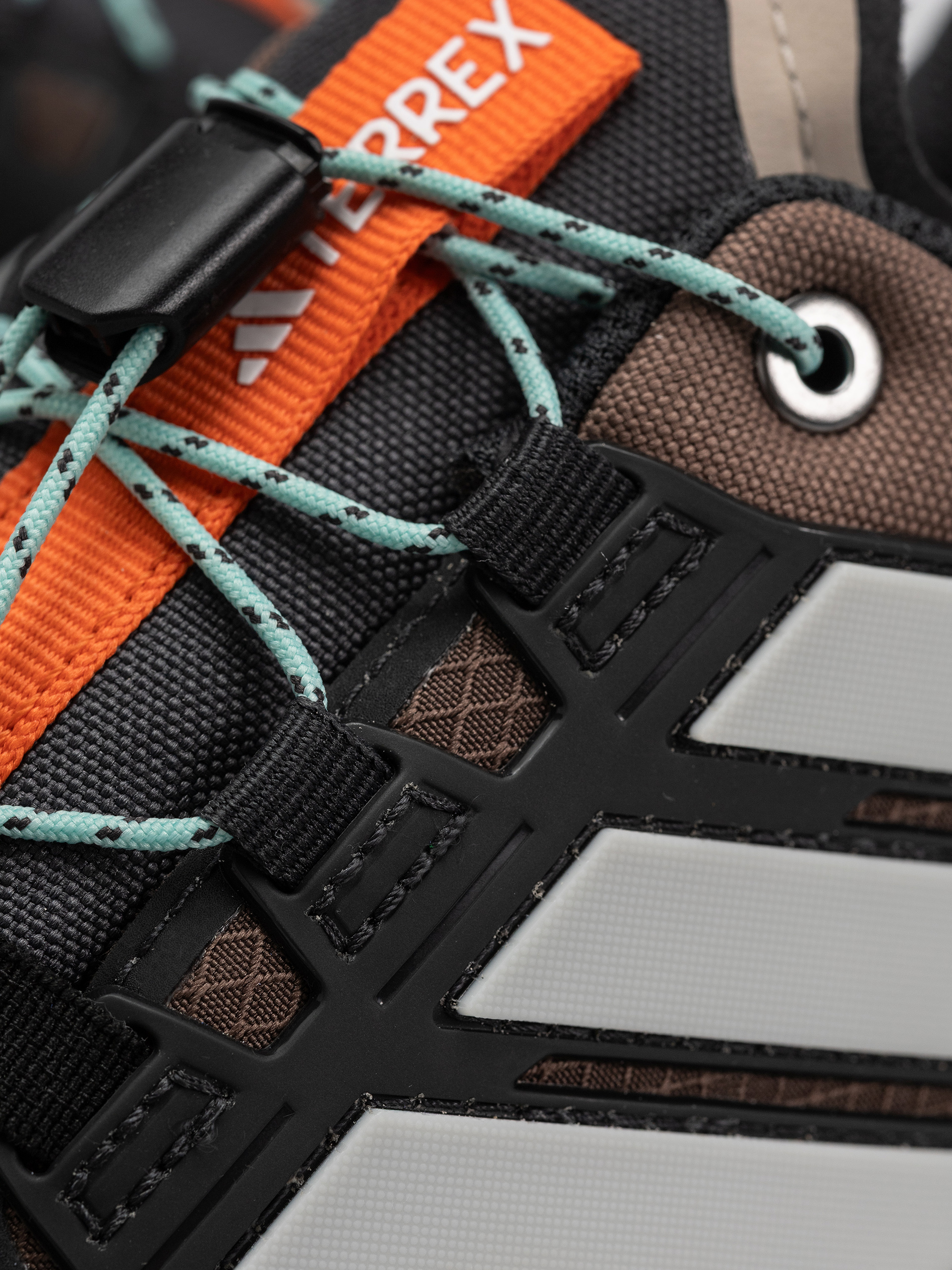 Buty adidas Terrex Skychaser Gt Wmn (earstr/greone/seflaq)