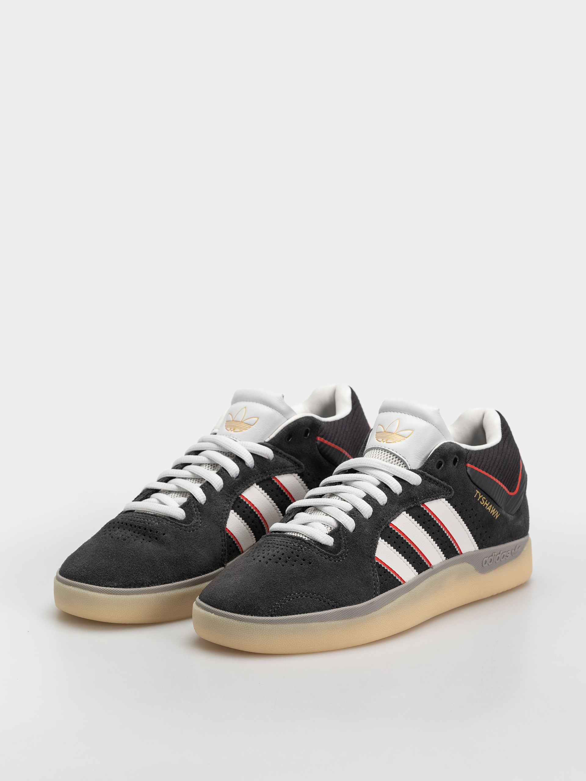 Buty adidas Tyshawn (carbon/crywht/betsca)