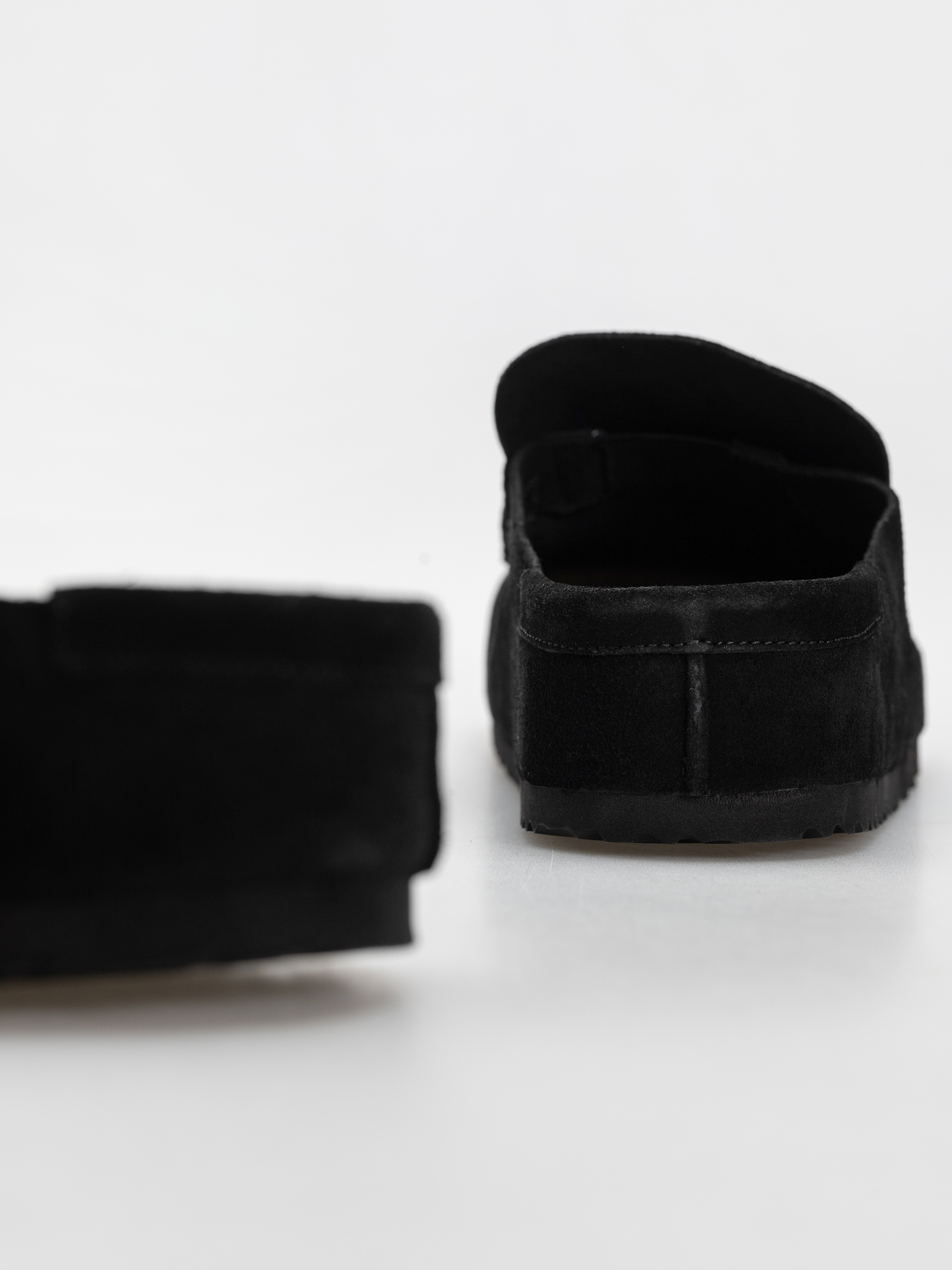 Klapki Birkenstock Naples Wrapped Suede Leather Regular (black)