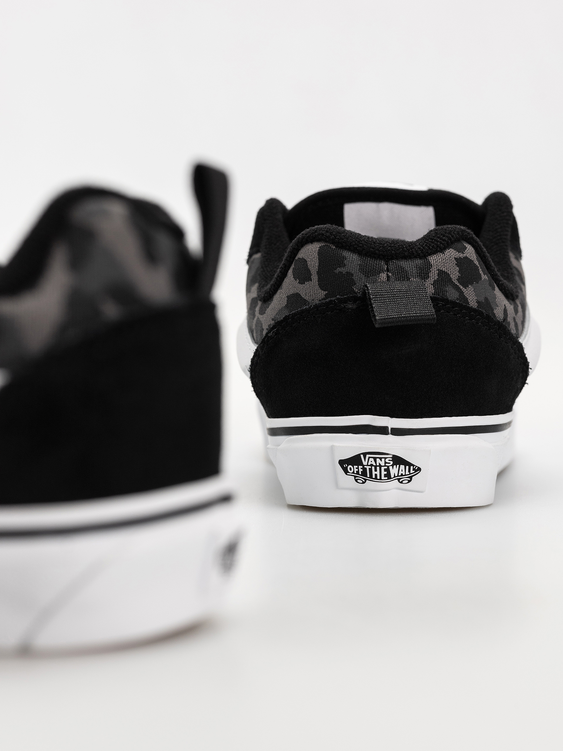 Buty Vans Knu Skool (black)