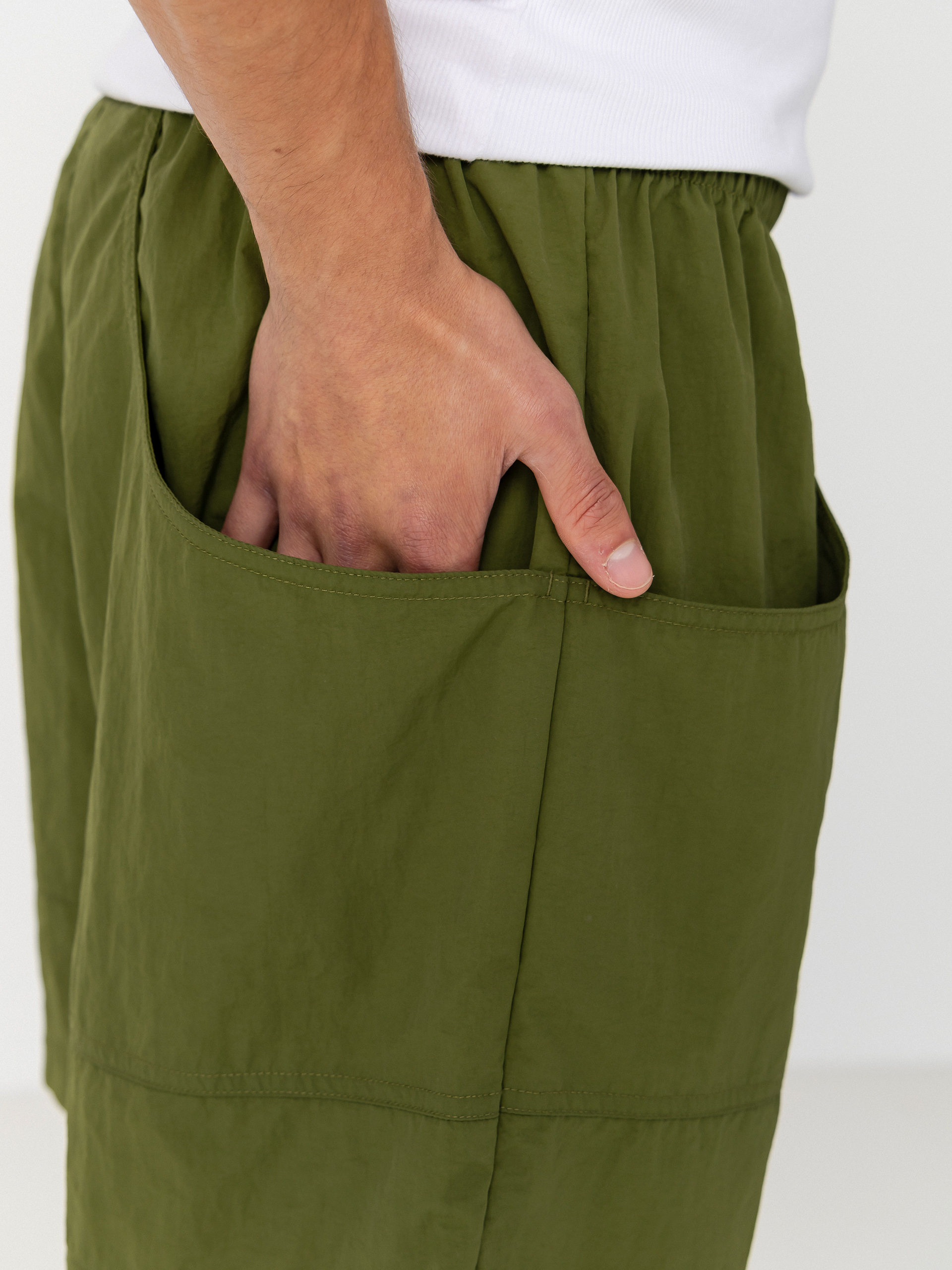 Szorty The North Face Tnf Red Box Nylon Belted (woodland green)