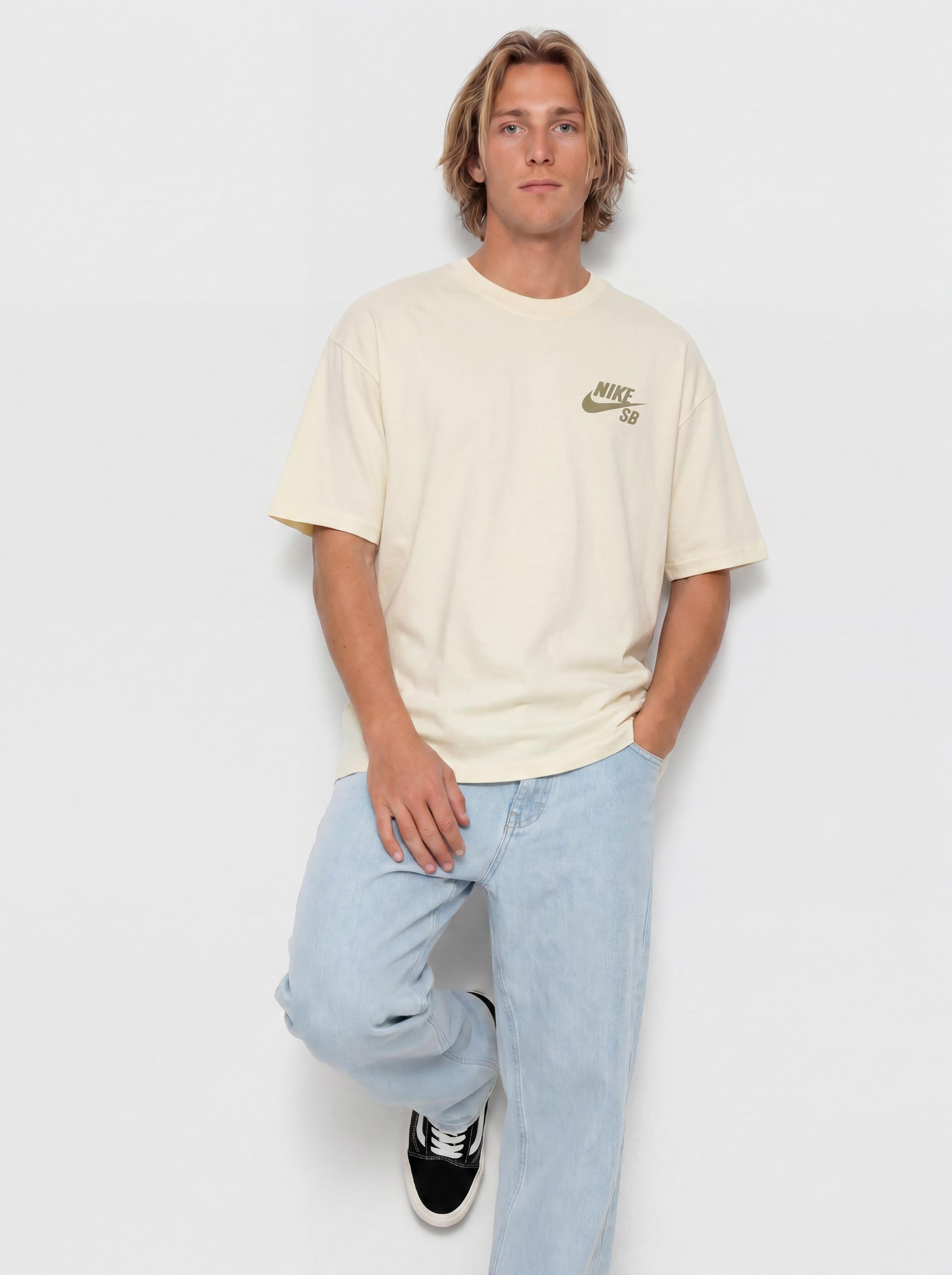 T-shirt Nike SB Logo (coconut milk)