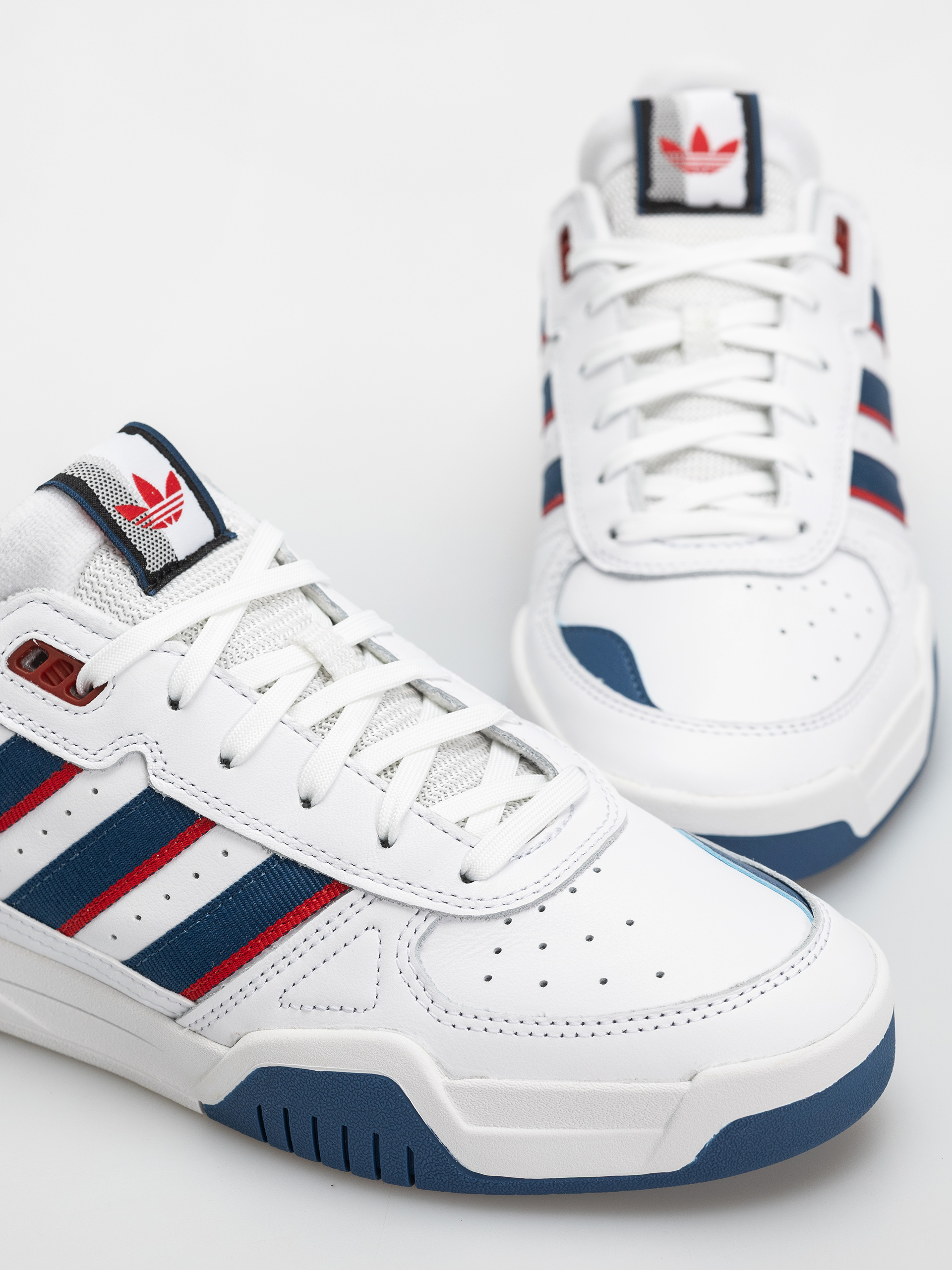 Buty adidas Tekkira Cup (ftwwht/betsca)