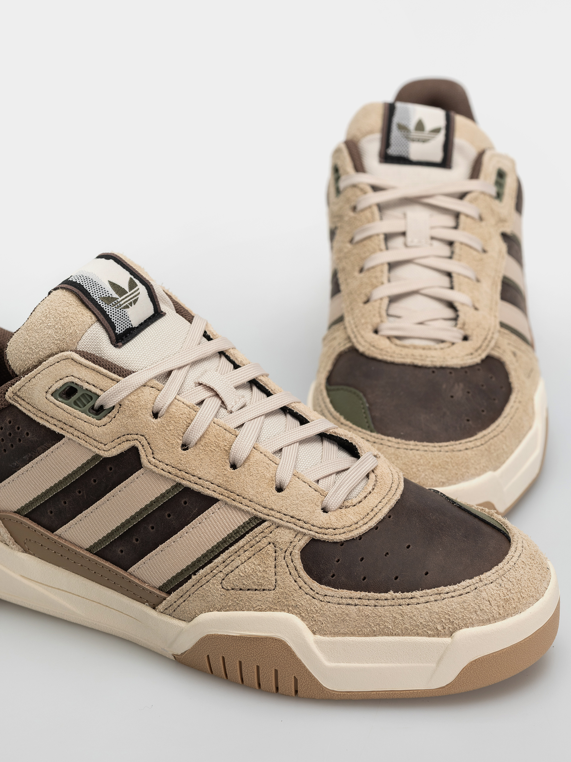 Buty adidas Tekkira Cup X Momij (cardbo/earstr/crli)