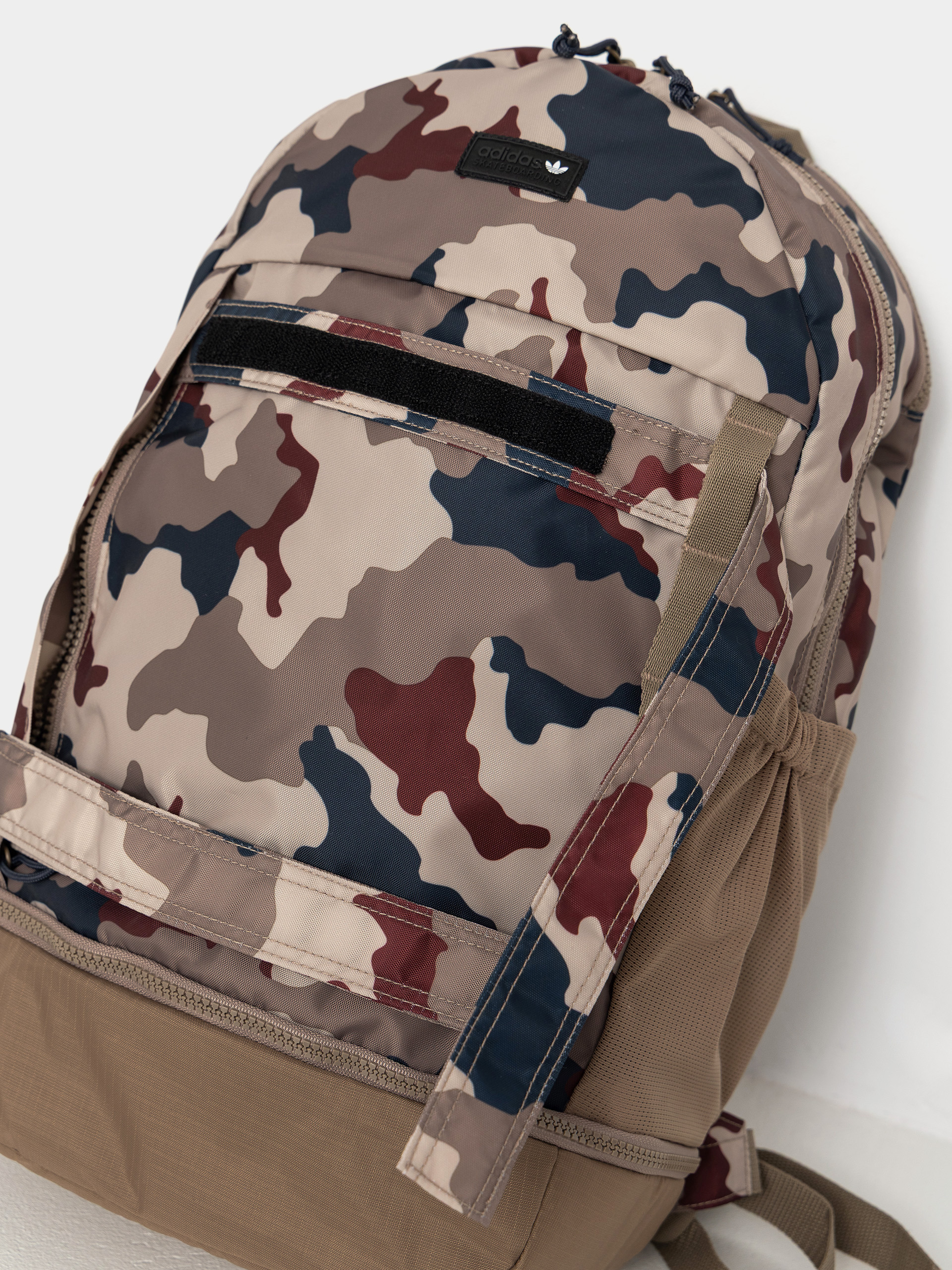 Plecak adidas Fs+ Camo (khathr/khasix/aurink)