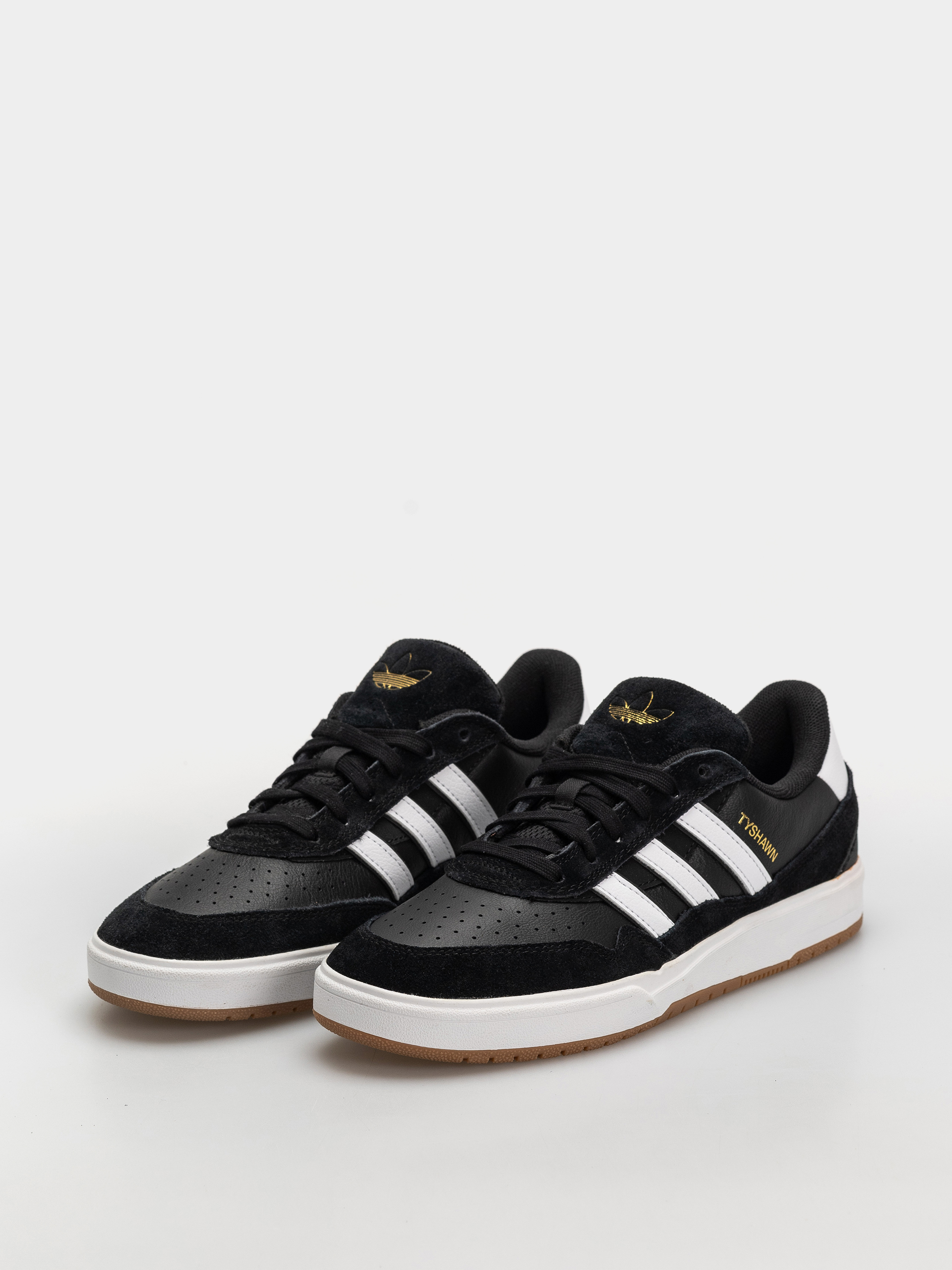 Buty adidas Tyshawn II (cblack/ftwwht/gum4)