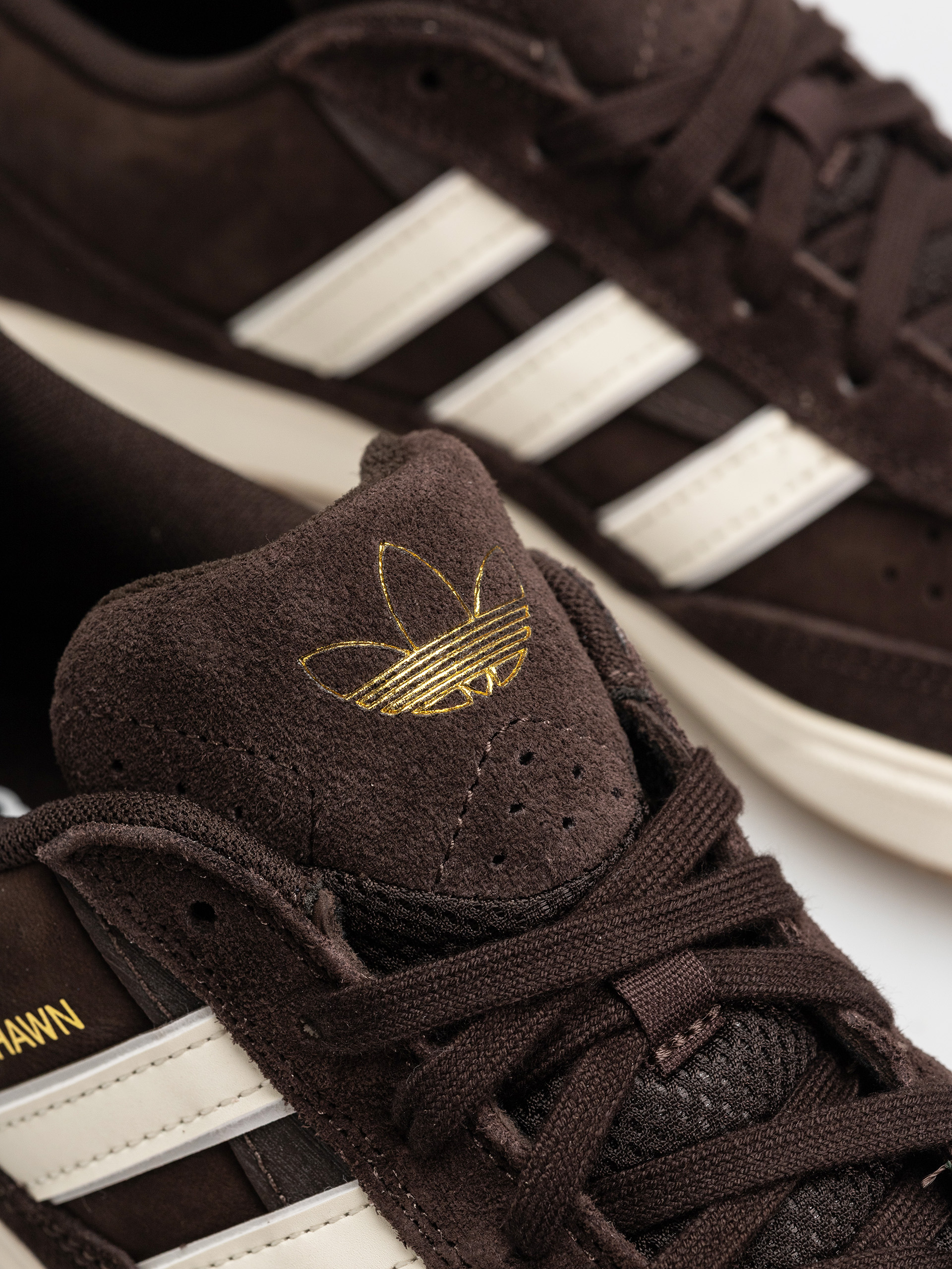 Buty adidas Tyshawn II (owhite/cwhite)