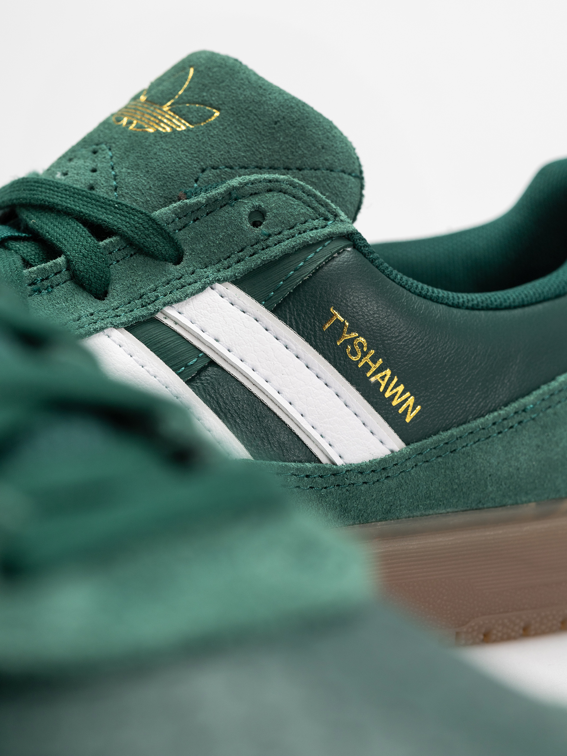 Buty adidas Tyshawn II (cgreen/ftwwht/gum5)