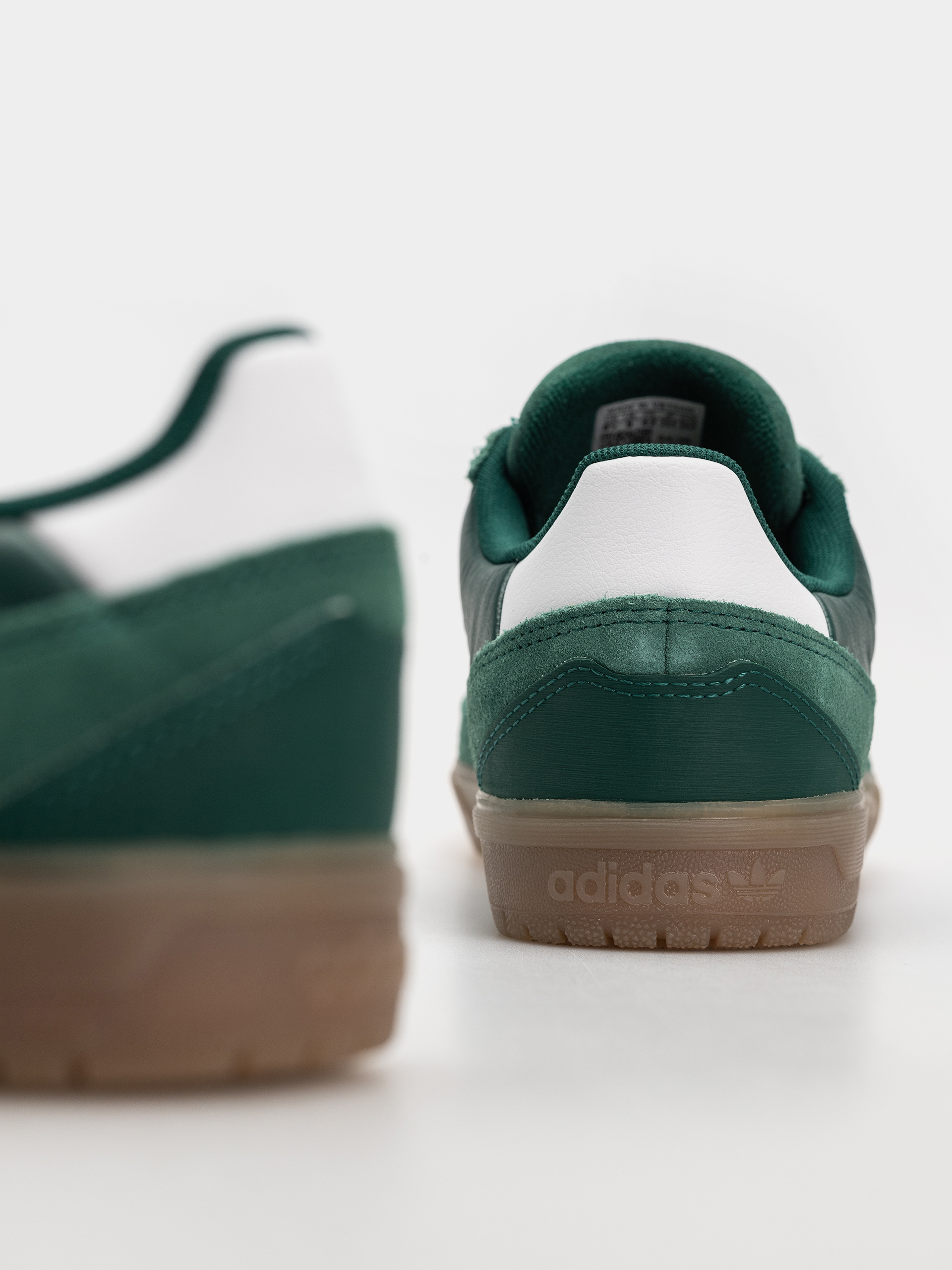 Buty adidas Tyshawn II (cgreen/ftwwht/gum5)