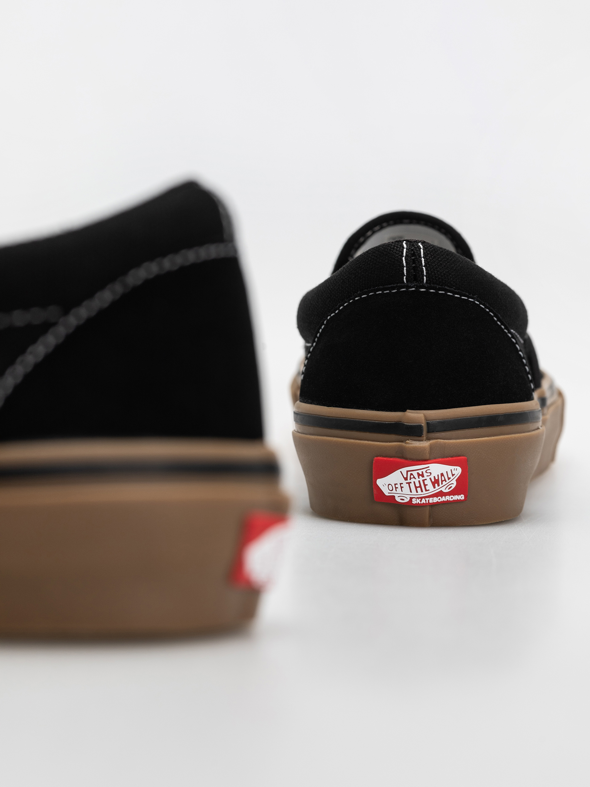 Buty Vans Skate Slip On (black/gum/white)