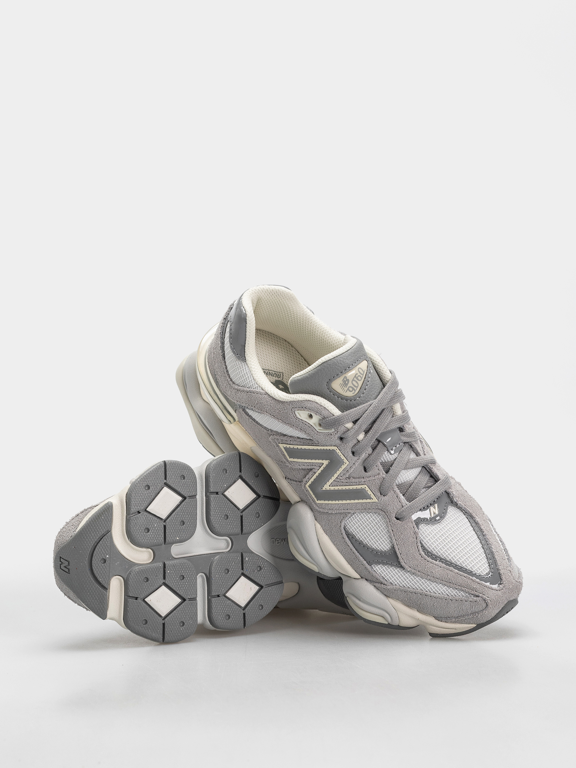 Buty New Balance 9060 (angora/reflection)