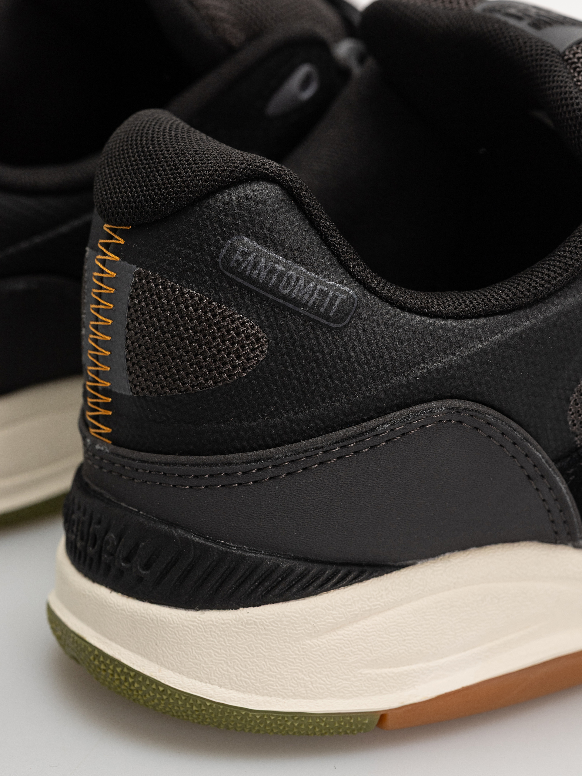 Buty New Balance 1010 (black/dark olivine)