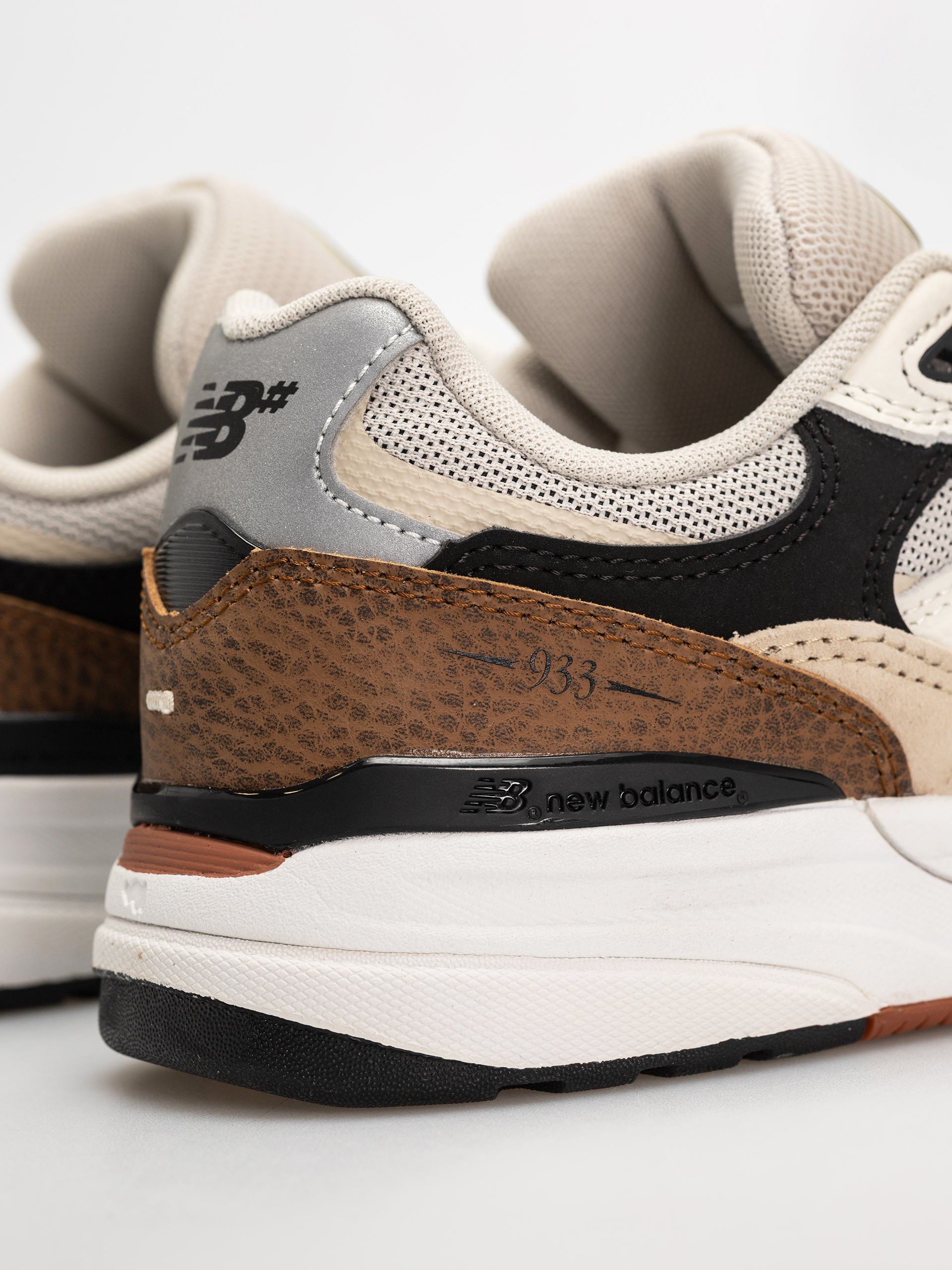 Buty New Balance 933 (quicksand/sea salt)