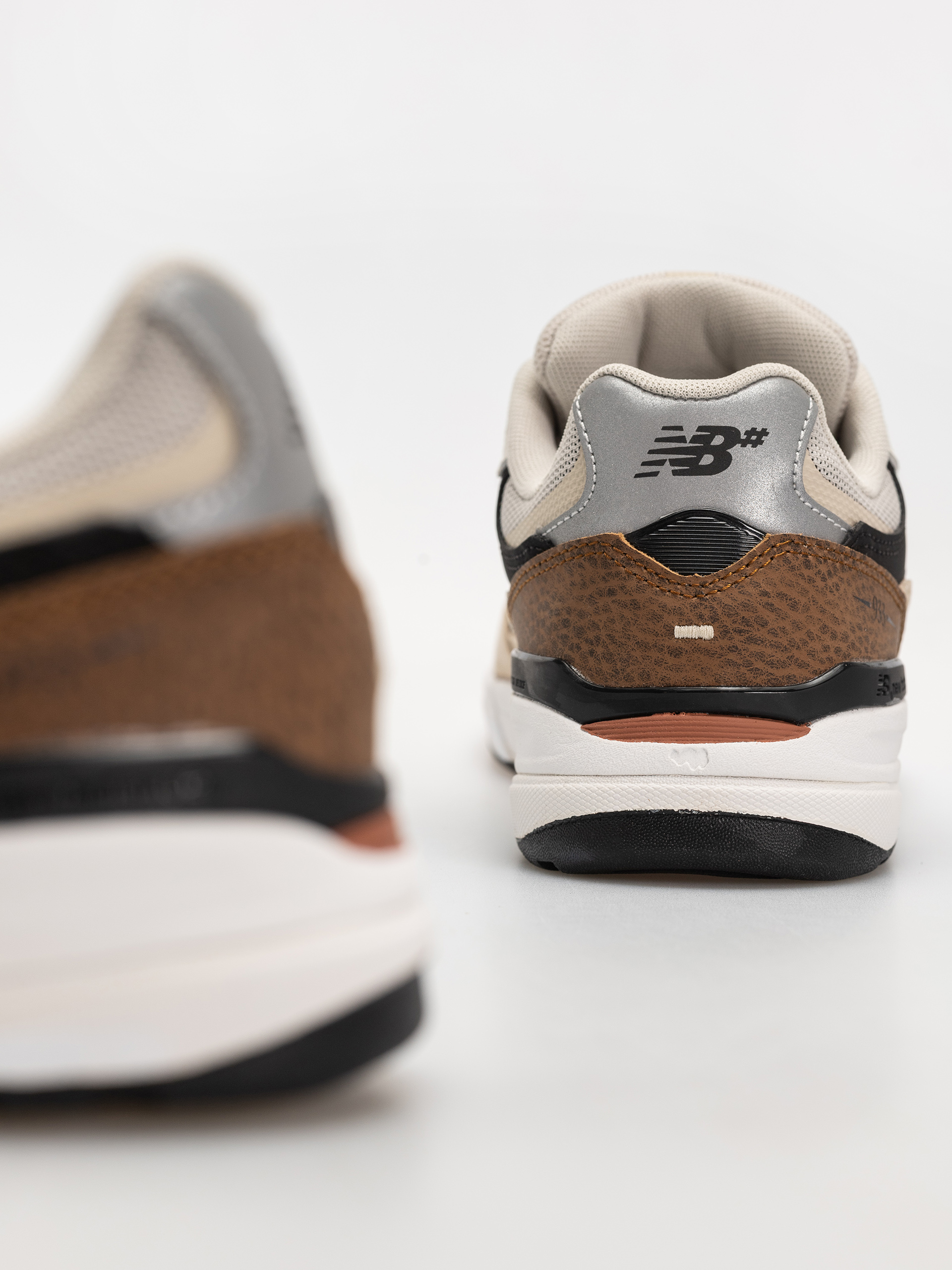 Buty New Balance 933 (quicksand/sea salt)