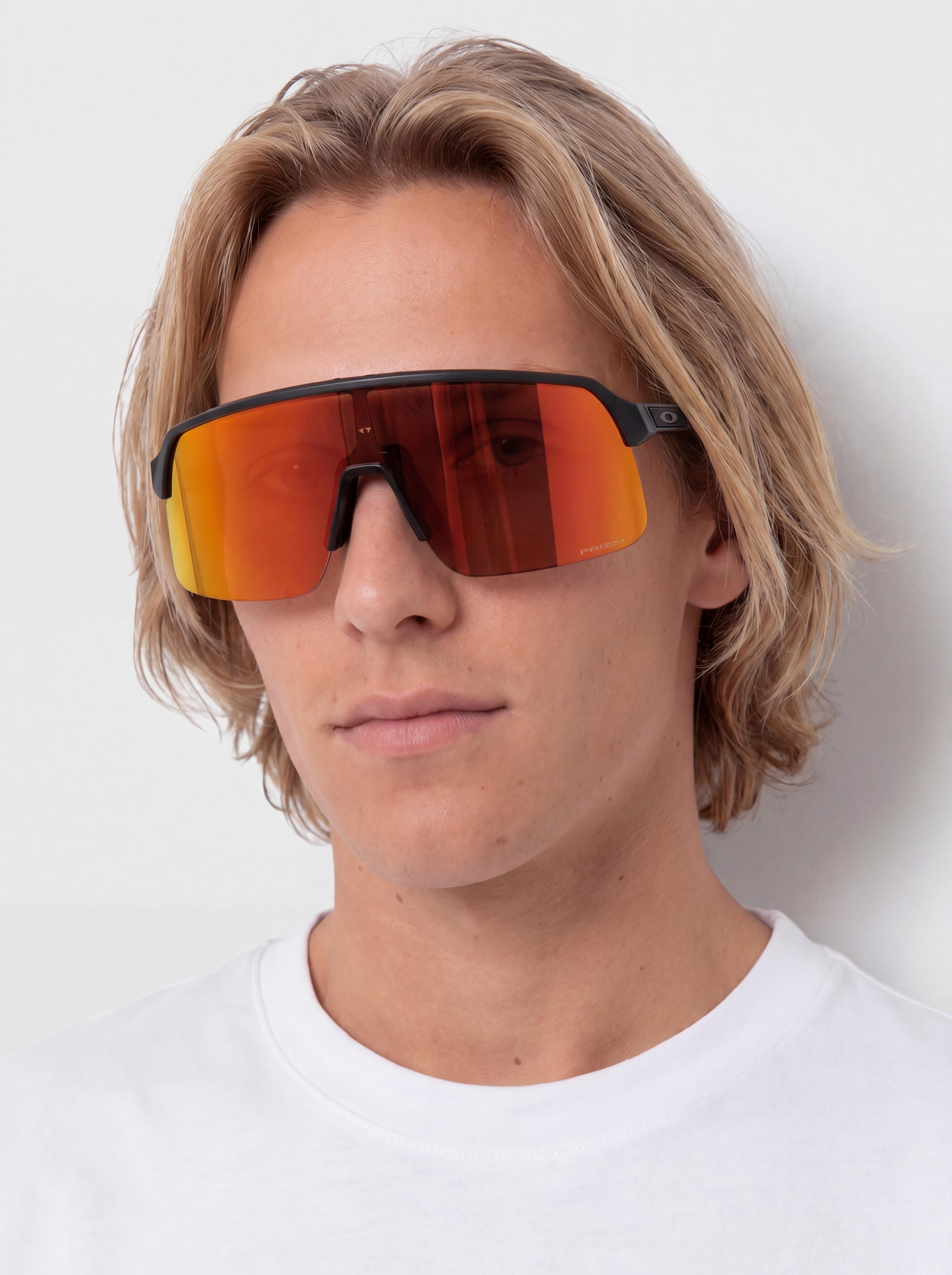 Okulary przeciwsłoneczne Oakley Sutro Lite