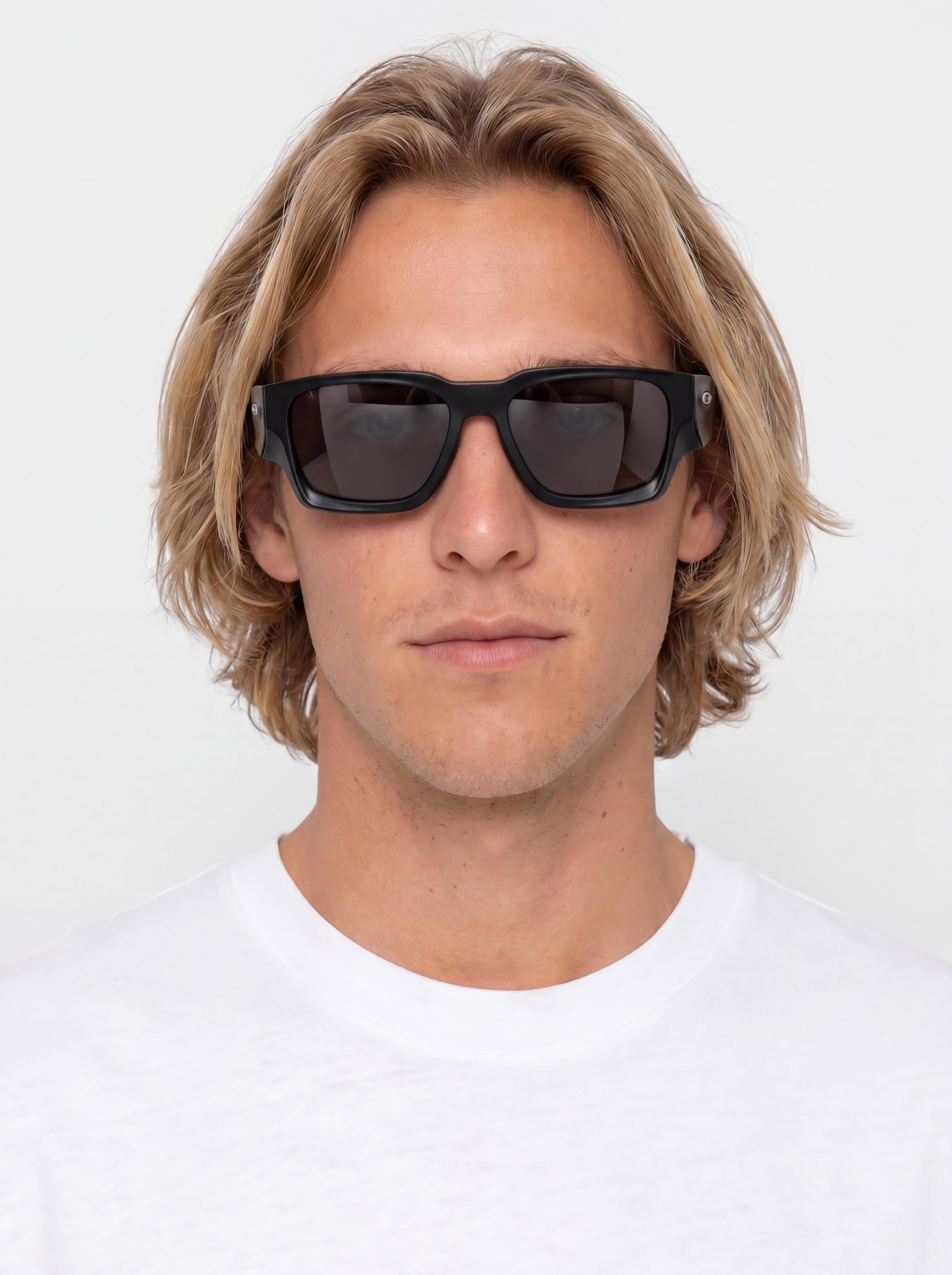 Okulary przeciwsłoneczne Oakley Instagator (matte black/prizm black polar)