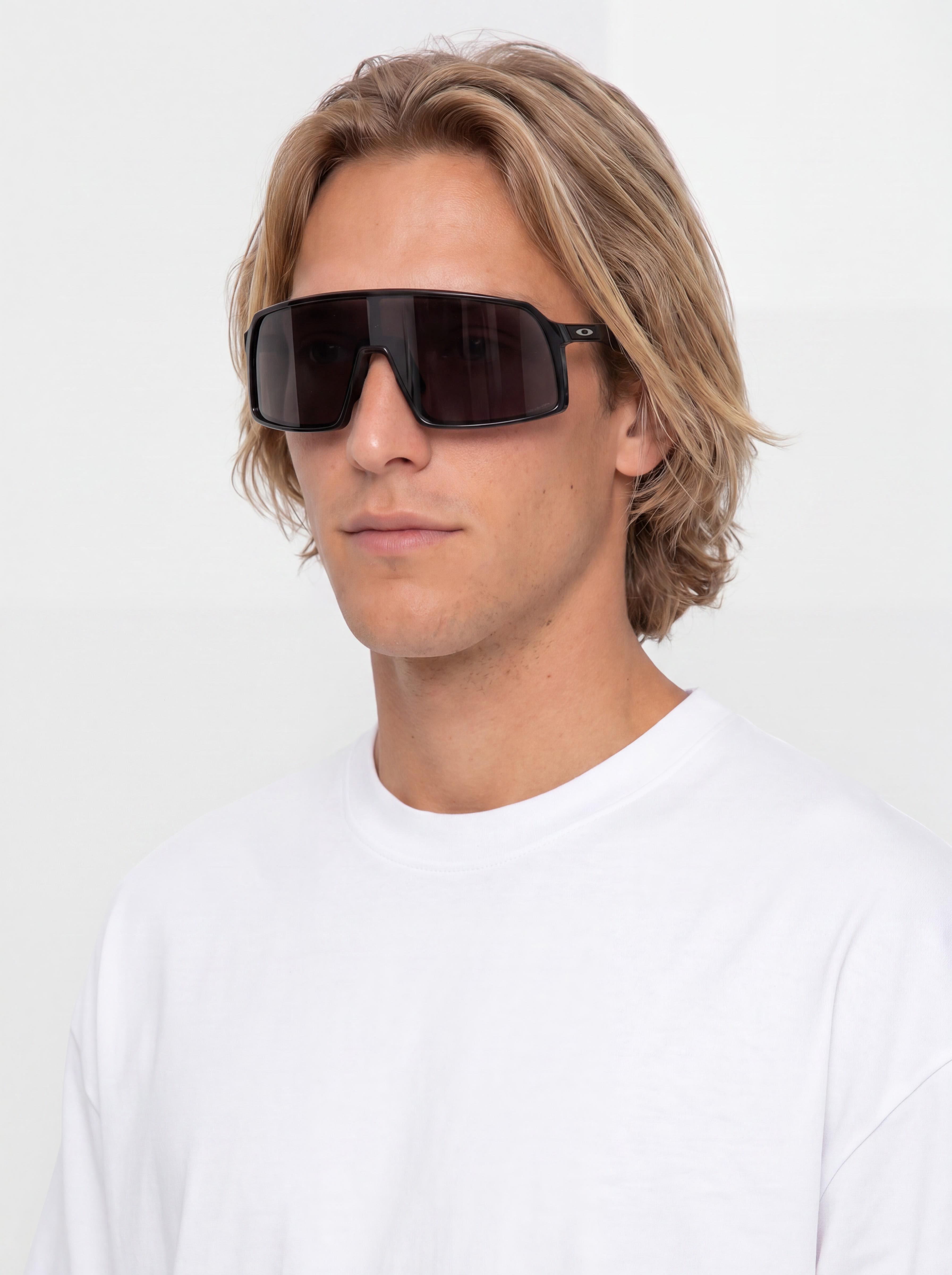 Okulary przeciwsu0142oneczne Oakley Sutro (polished black/prizm black)