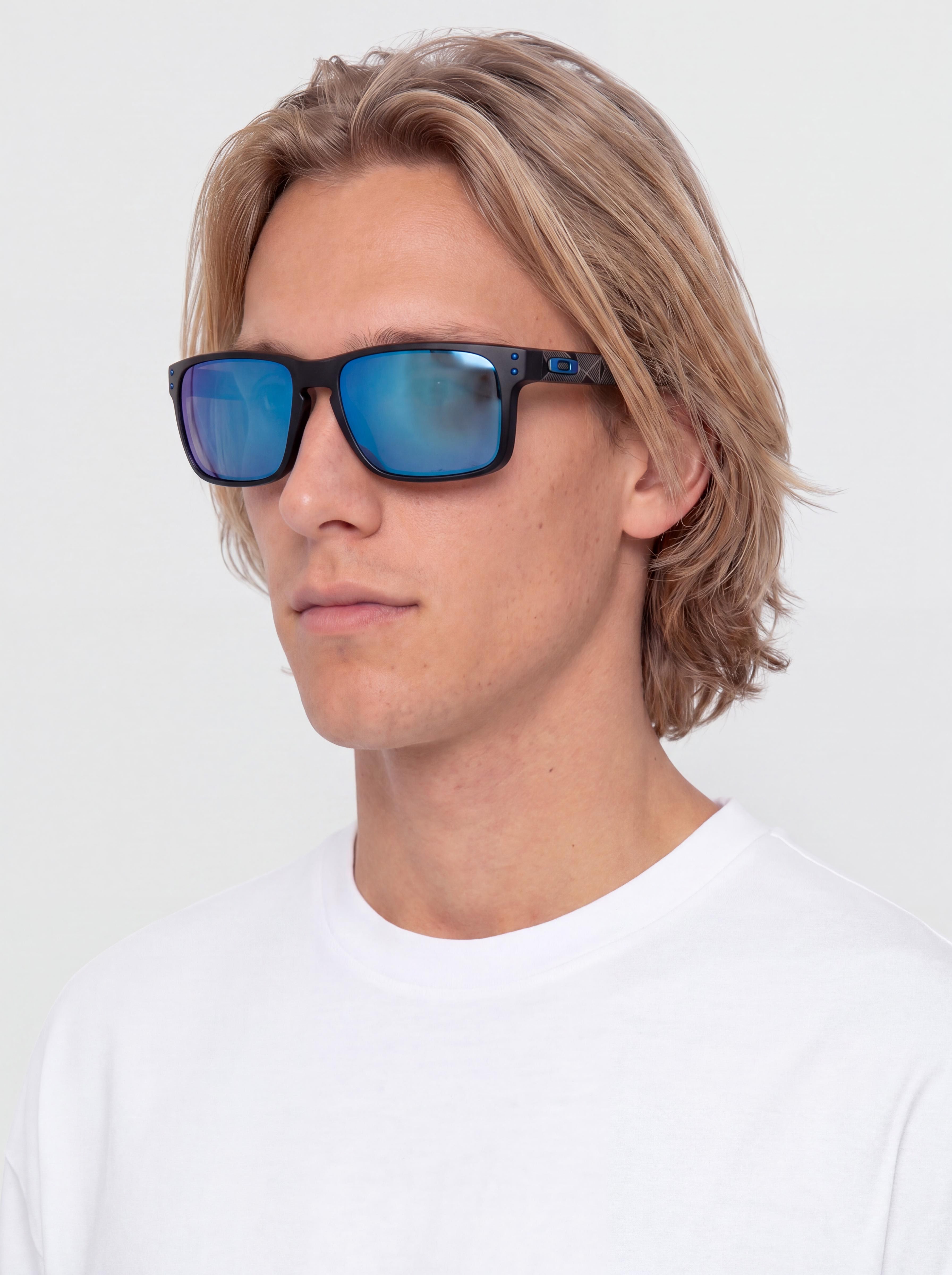 Okulary przeciwsłoneczne Oakley Holbrook (matte black/prizm sapphr irid polar)